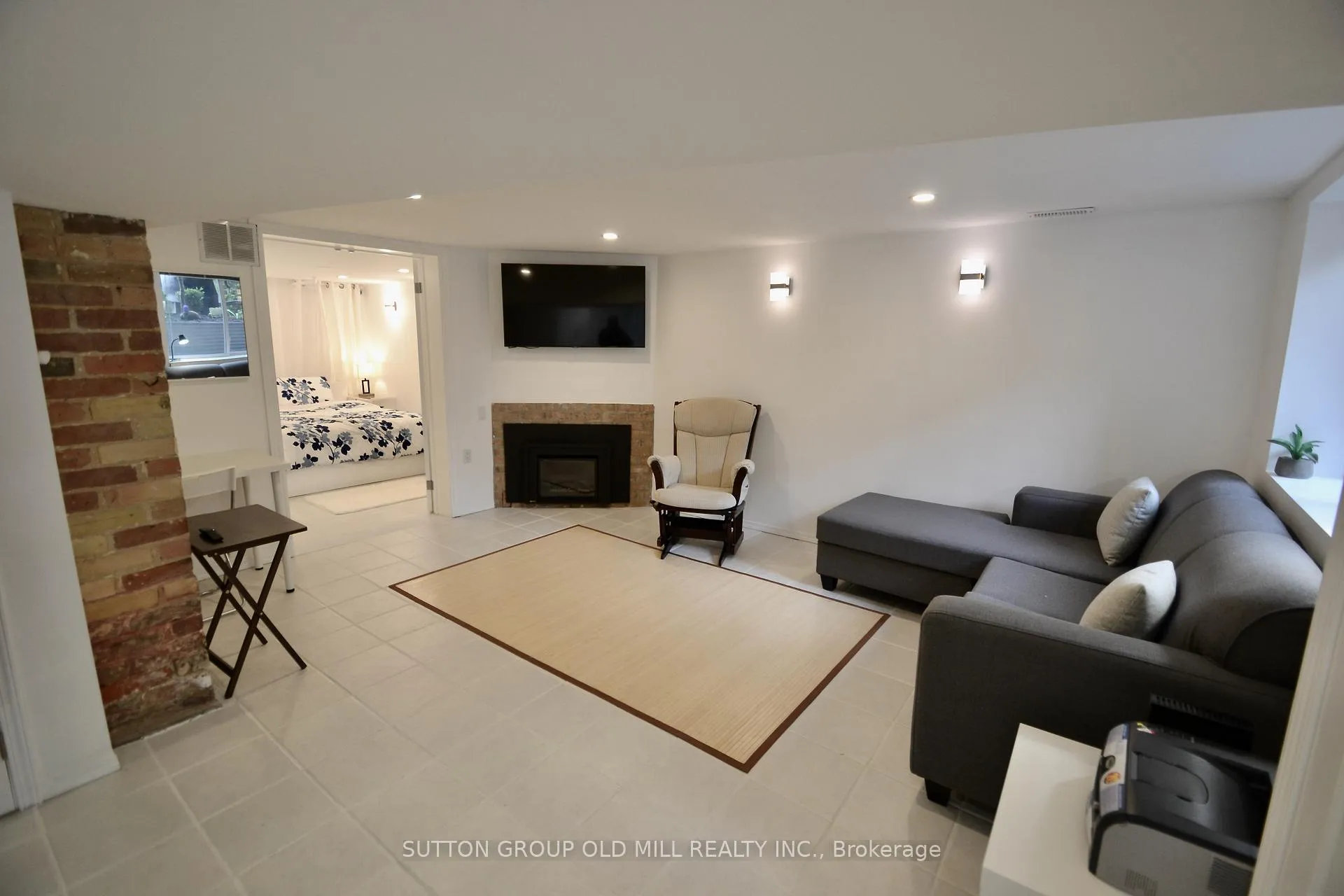 Photo 13 of Unit Lower, 180 Madison Avenue, Toronto, The Annex — HOMEH