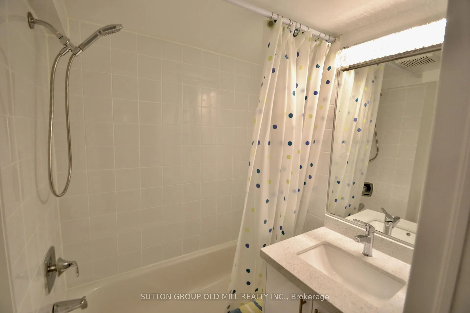 Photo 18 of Unit Lower, 180 Madison Avenue, Toronto, The Annex — HOMEH