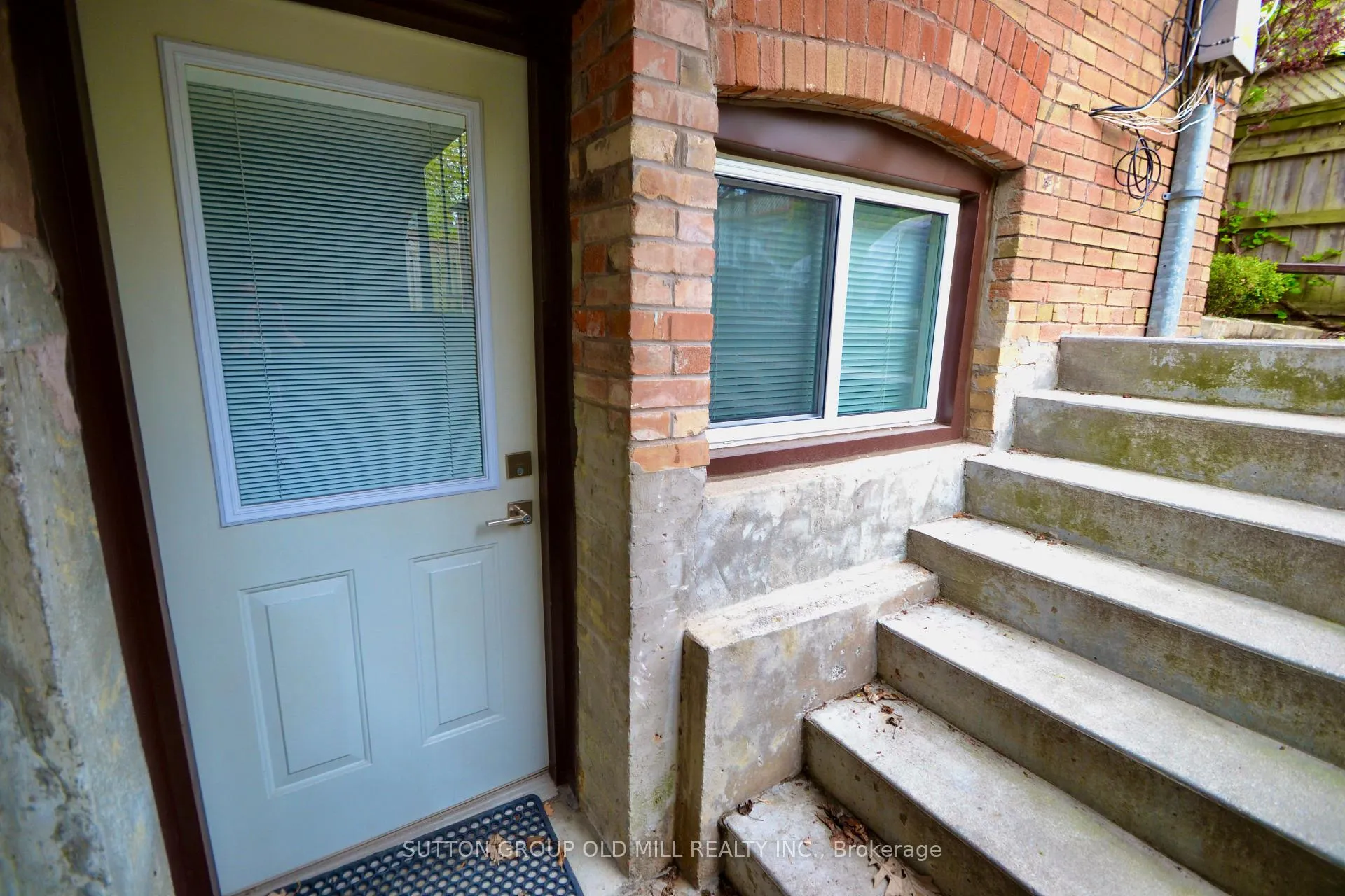 Photo 20 of Unit Lower, 180 Madison Avenue, Toronto, The Annex — HOMEH