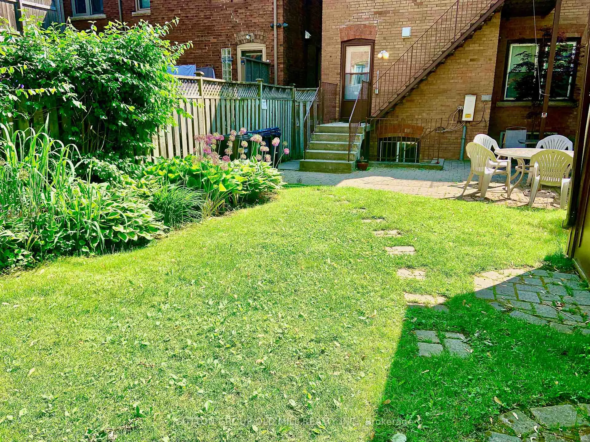 Photo 21 of Unit Lower, 180 Madison Avenue, Toronto, The Annex — HOMEH