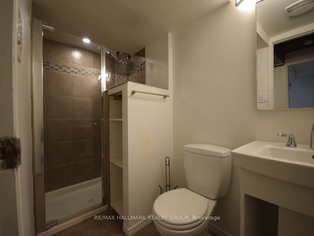 Photo 11 of 32 Epworth Avenue, Ottawa, Meadowlands/St. Claire Gardens — HOMEH