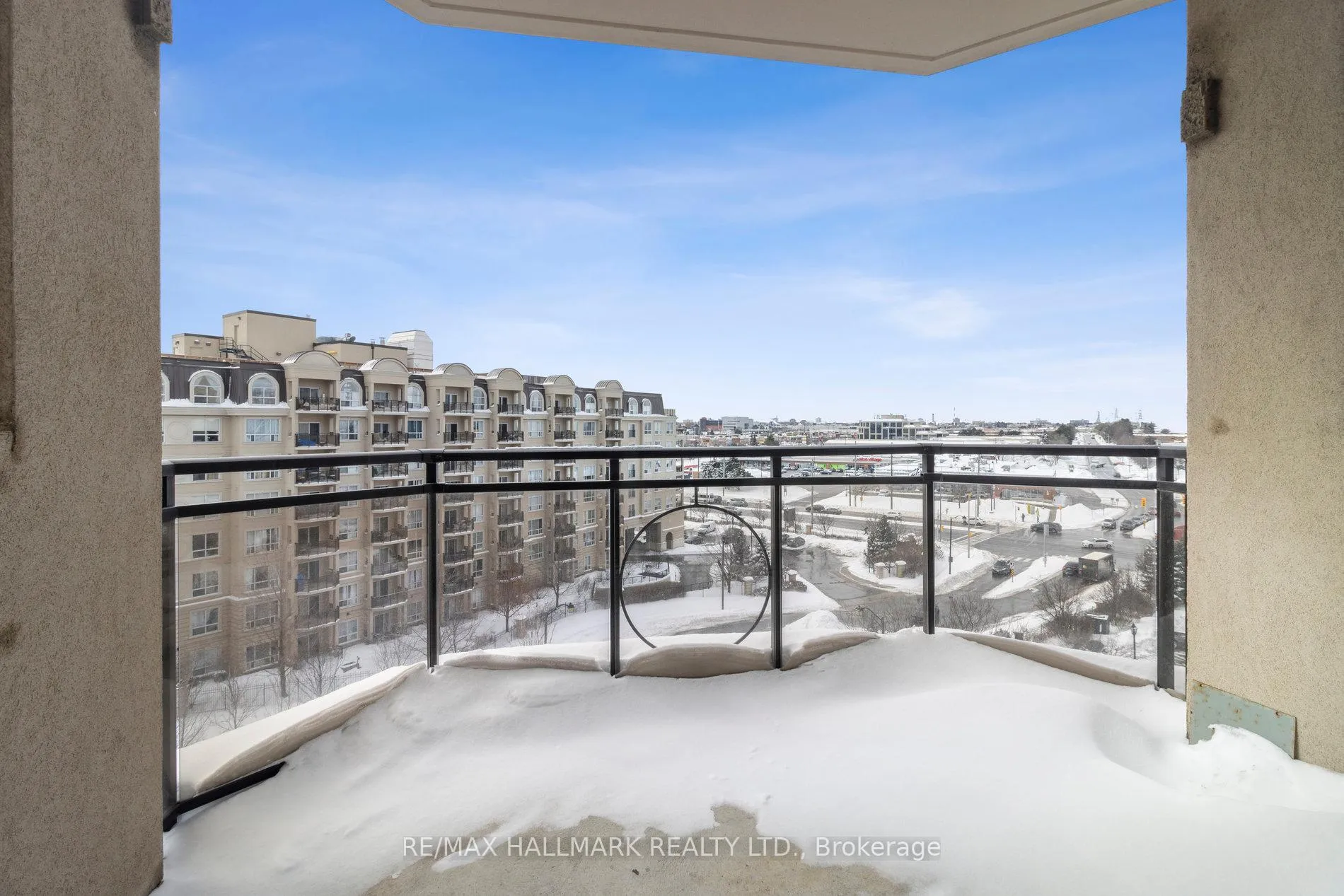 Photo 18 of Unit 713, 2 Maison Parc Court, Vaughan, Lakeview Estates — HOMEH