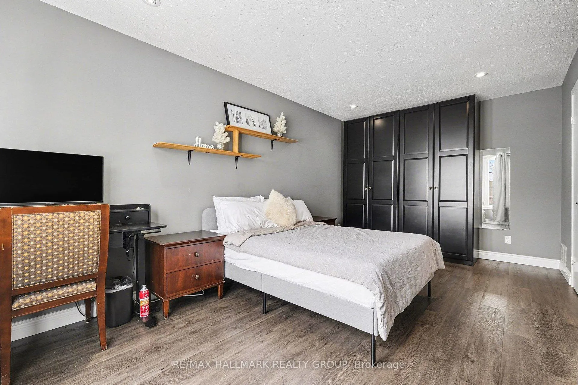 Photo 10 of 808 Torsa Court, Ottawa, Fairfield Heights — HOMEH