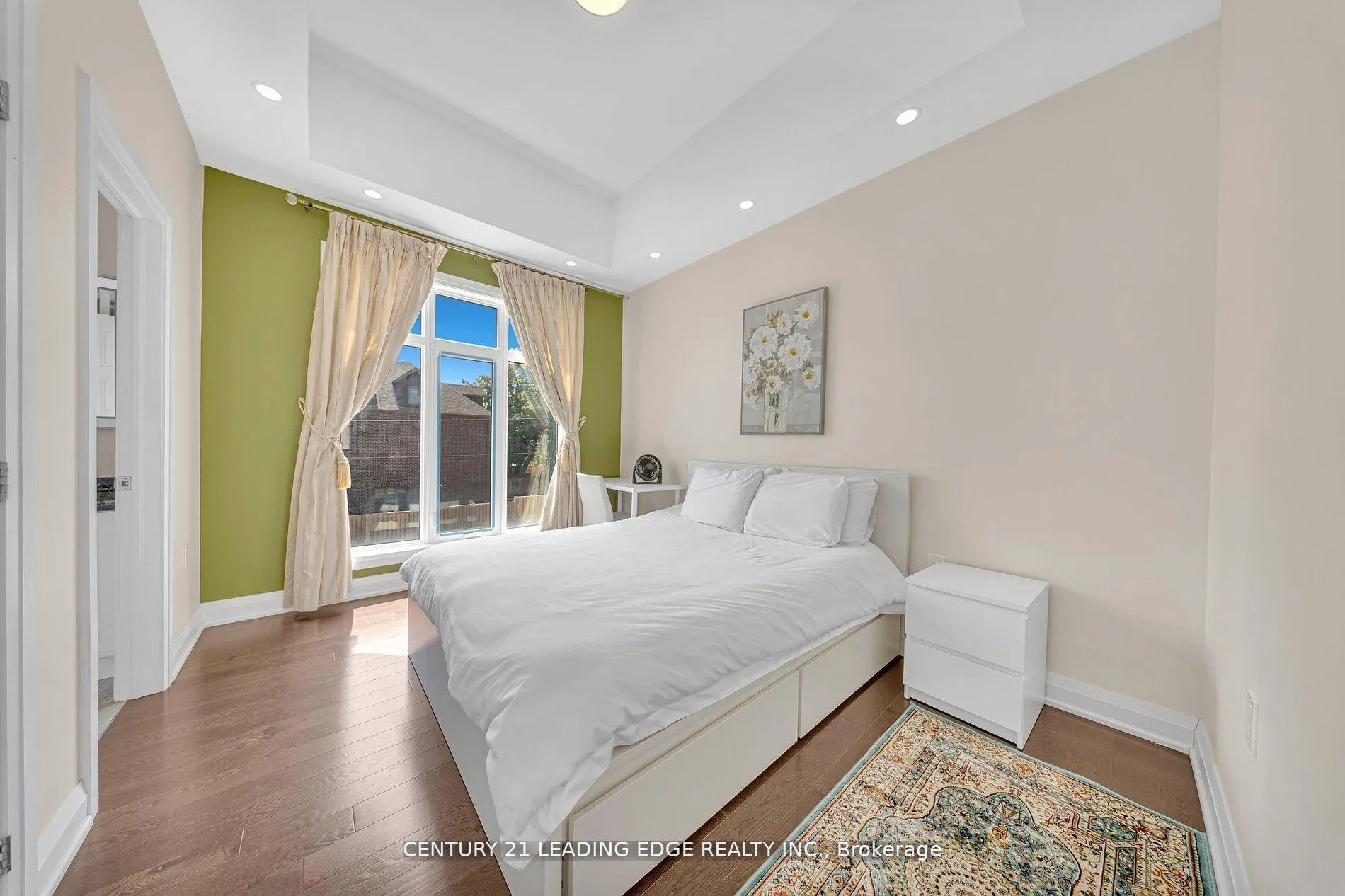 Photo 23 of 736 Hillview Crescent, Pickering, West Shore — HOMEH