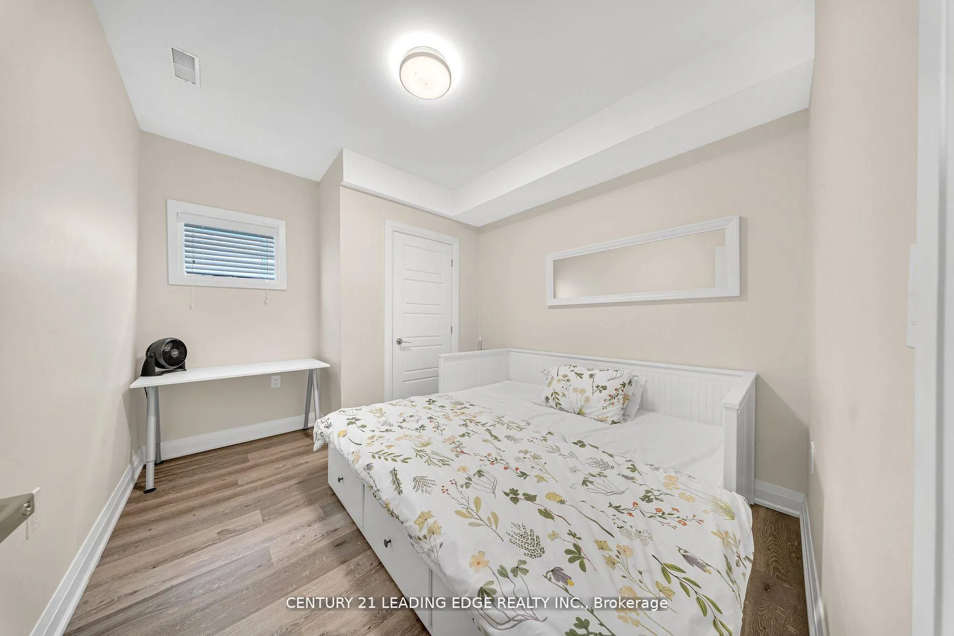 Photo 36 of 736 Hillview Crescent, Pickering, West Shore — HOMEH