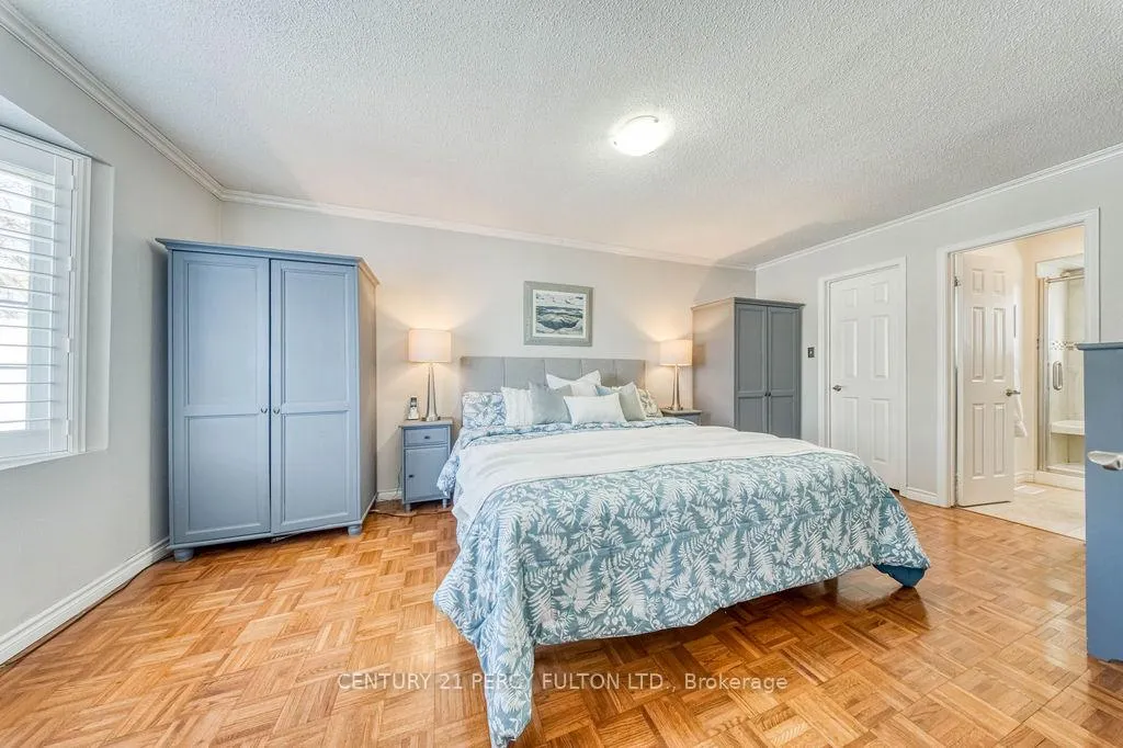 Photo 8 of 1037 Maury Crescent, Pickering, Liverpool — HOMEH