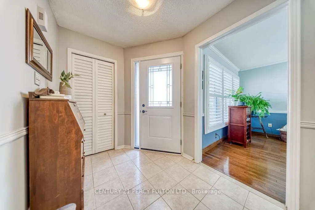Photo 13 of 1037 Maury Crescent, Pickering, Liverpool — HOMEH