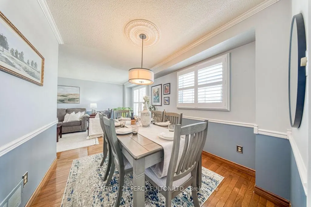 Photo 21 of 1037 Maury Crescent, Pickering, Liverpool — HOMEH