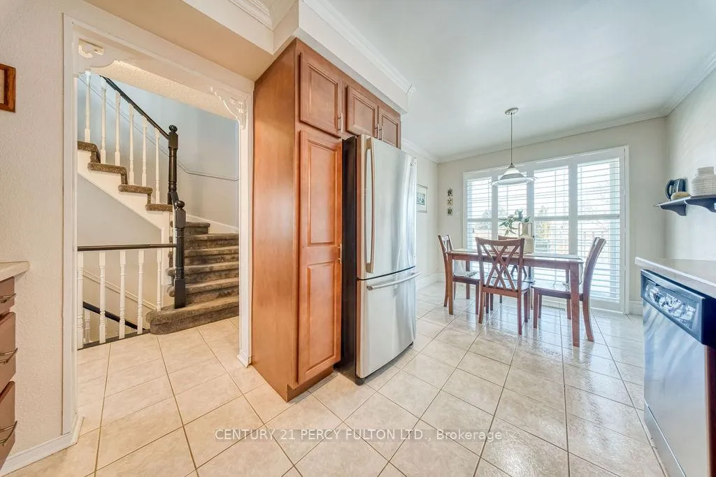 Photo 22 of 1037 Maury Crescent, Pickering, Liverpool — HOMEH