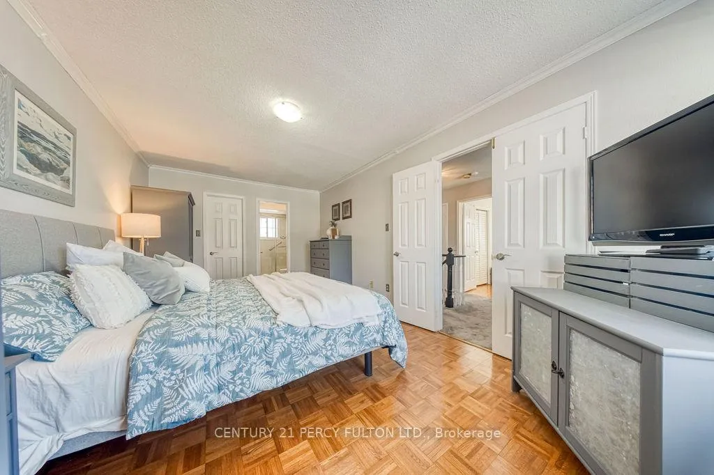 Photo 29 of 1037 Maury Crescent, Pickering, Liverpool — HOMEH