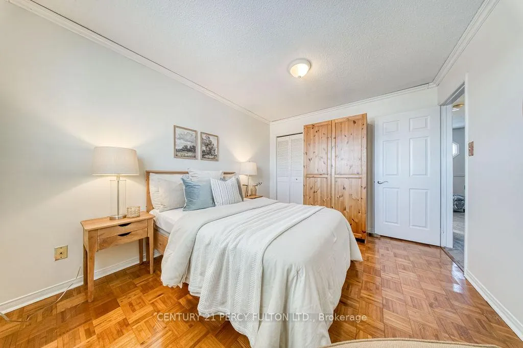 Photo 33 of 1037 Maury Crescent, Pickering, Liverpool — HOMEH