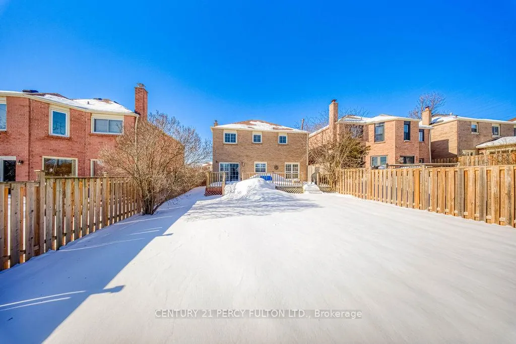 Photo 42 of 1037 Maury Crescent, Pickering, Liverpool — HOMEH