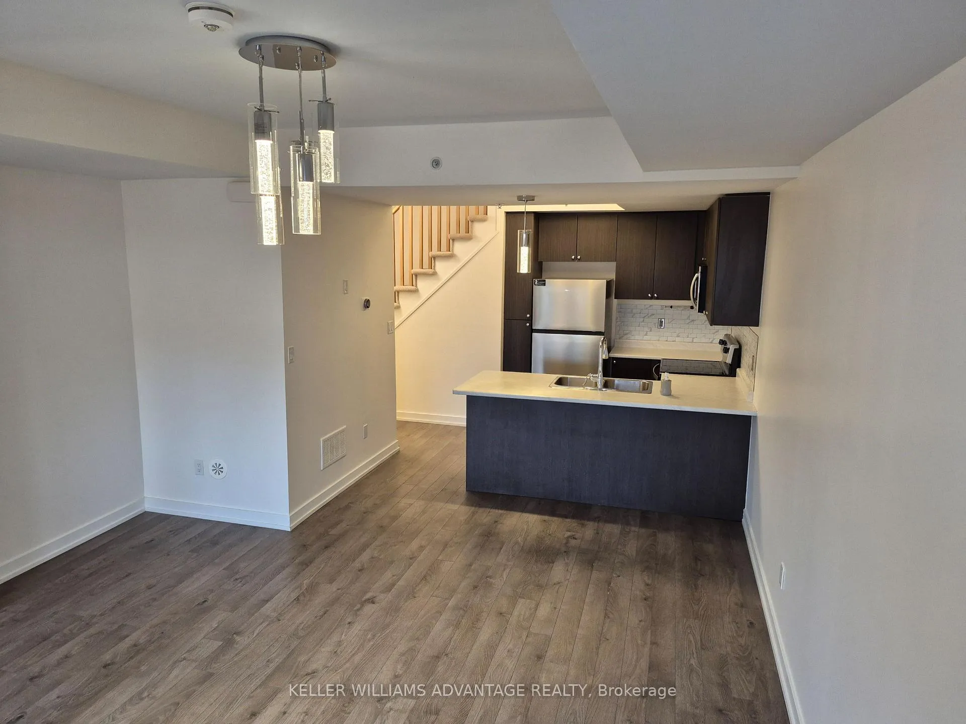 Front of Unit 304, 1555 Kingston Road