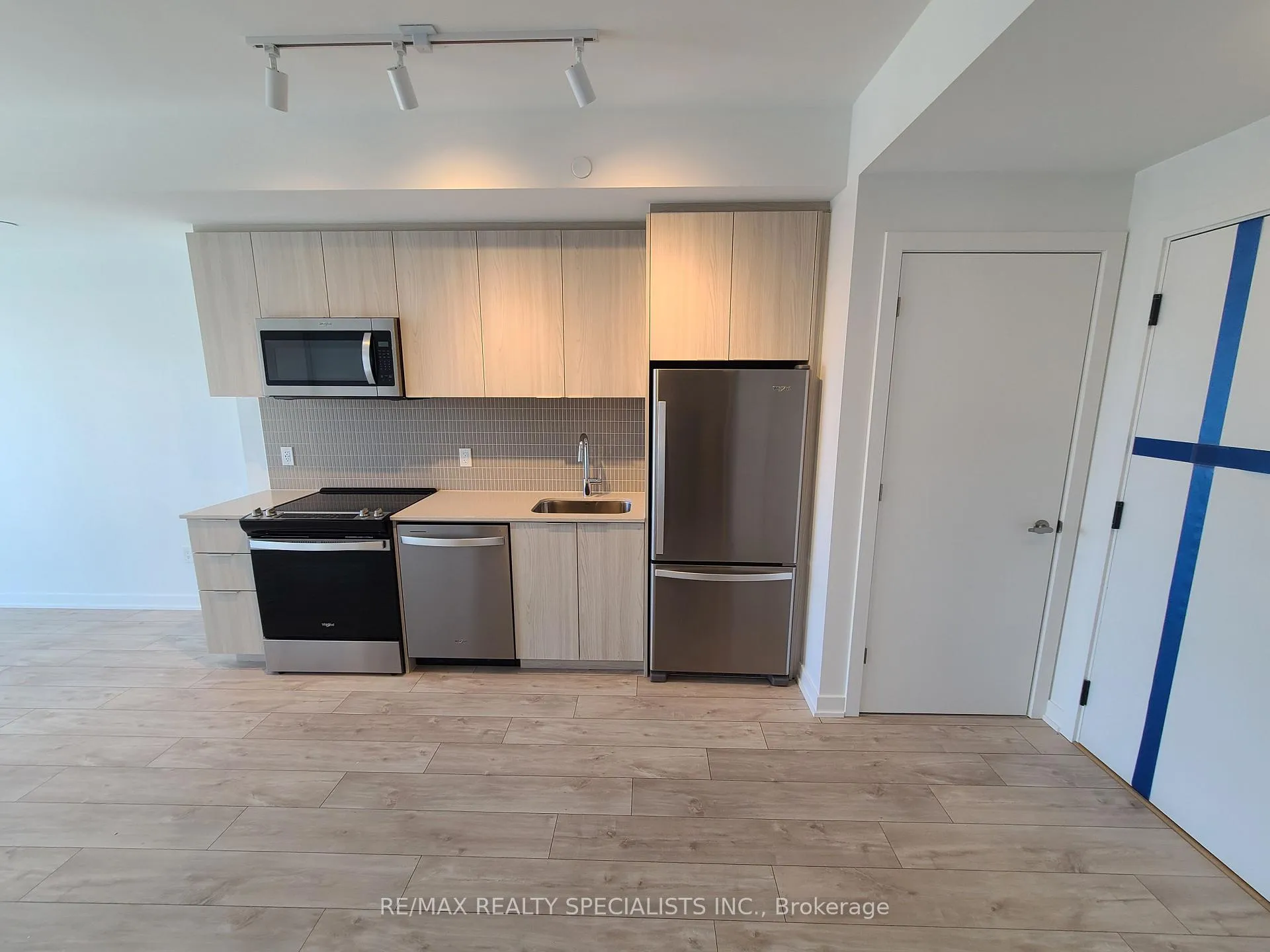 Photo 16 of Unit 708, 720 Whitlock Avenue, Milton, Cobban — HOMEH