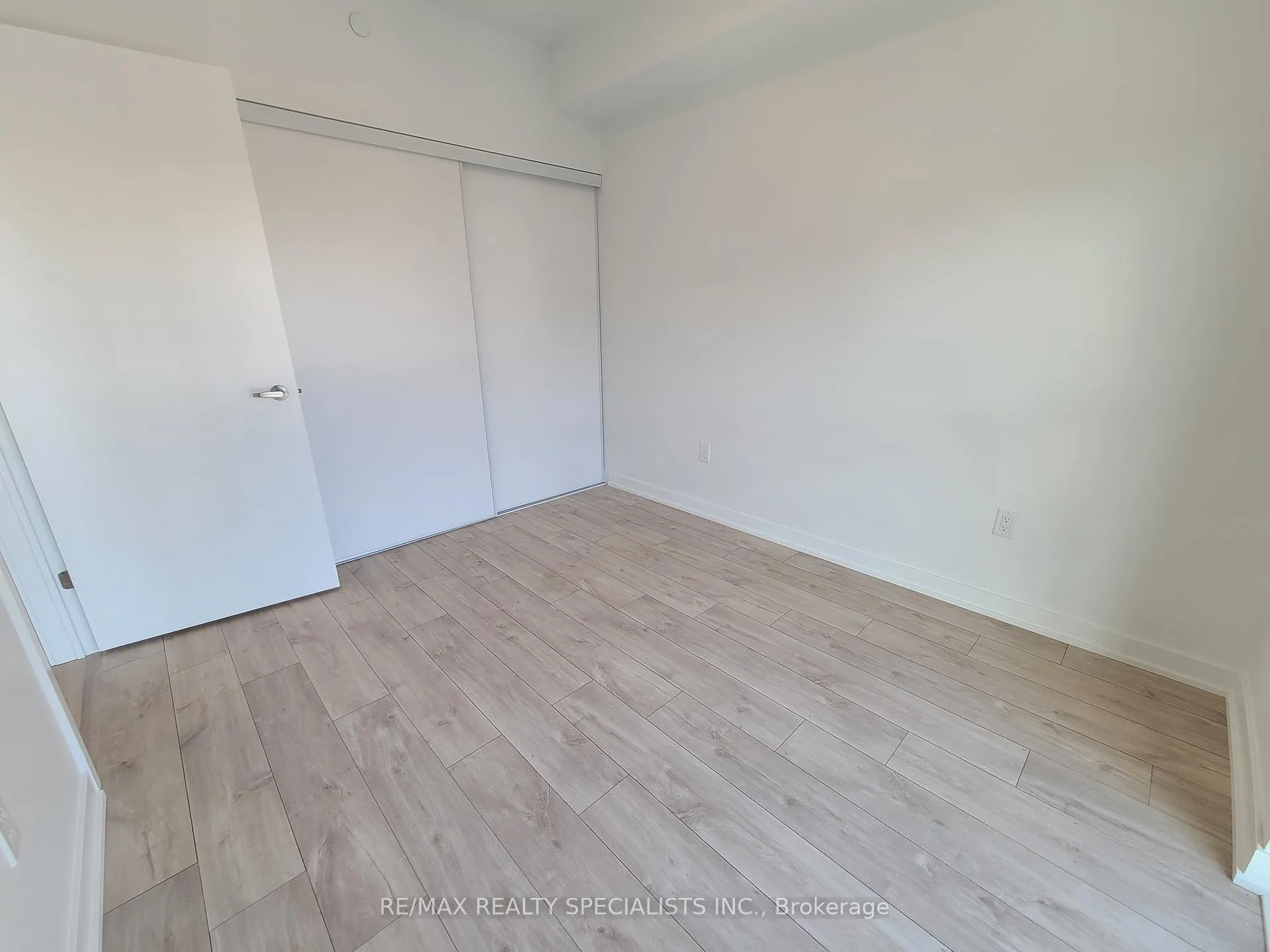 Photo 25 of Unit 708, 720 Whitlock Avenue, Milton, Cobban — HOMEH