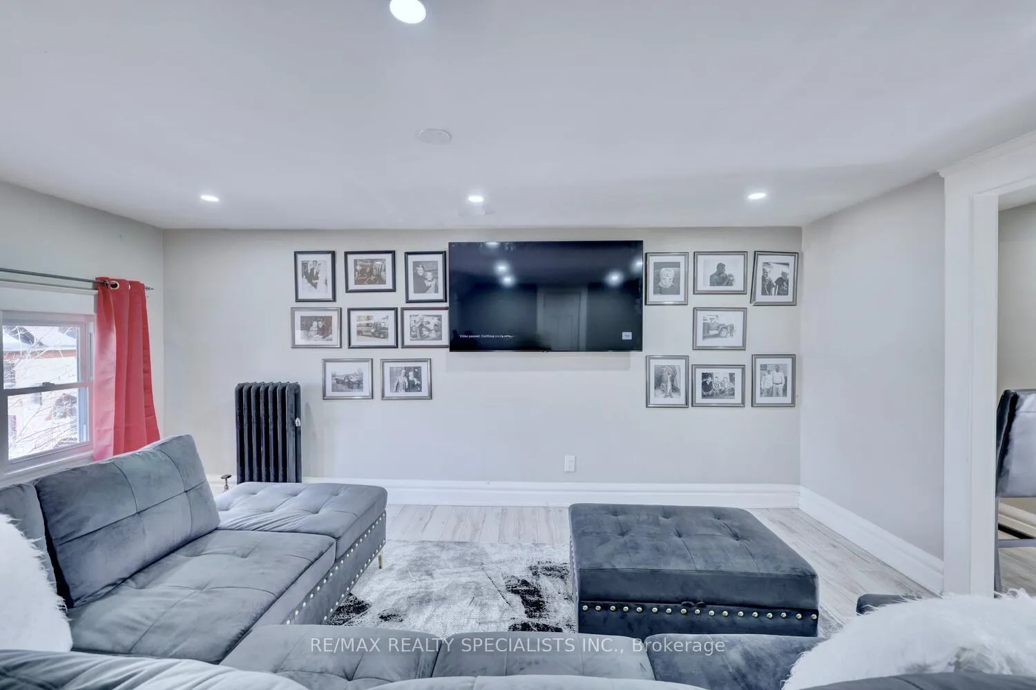 Photo 7 of Unit 3rd Flr, 118 Fairholt Road S, Hamilton, Stipley — HOMEH