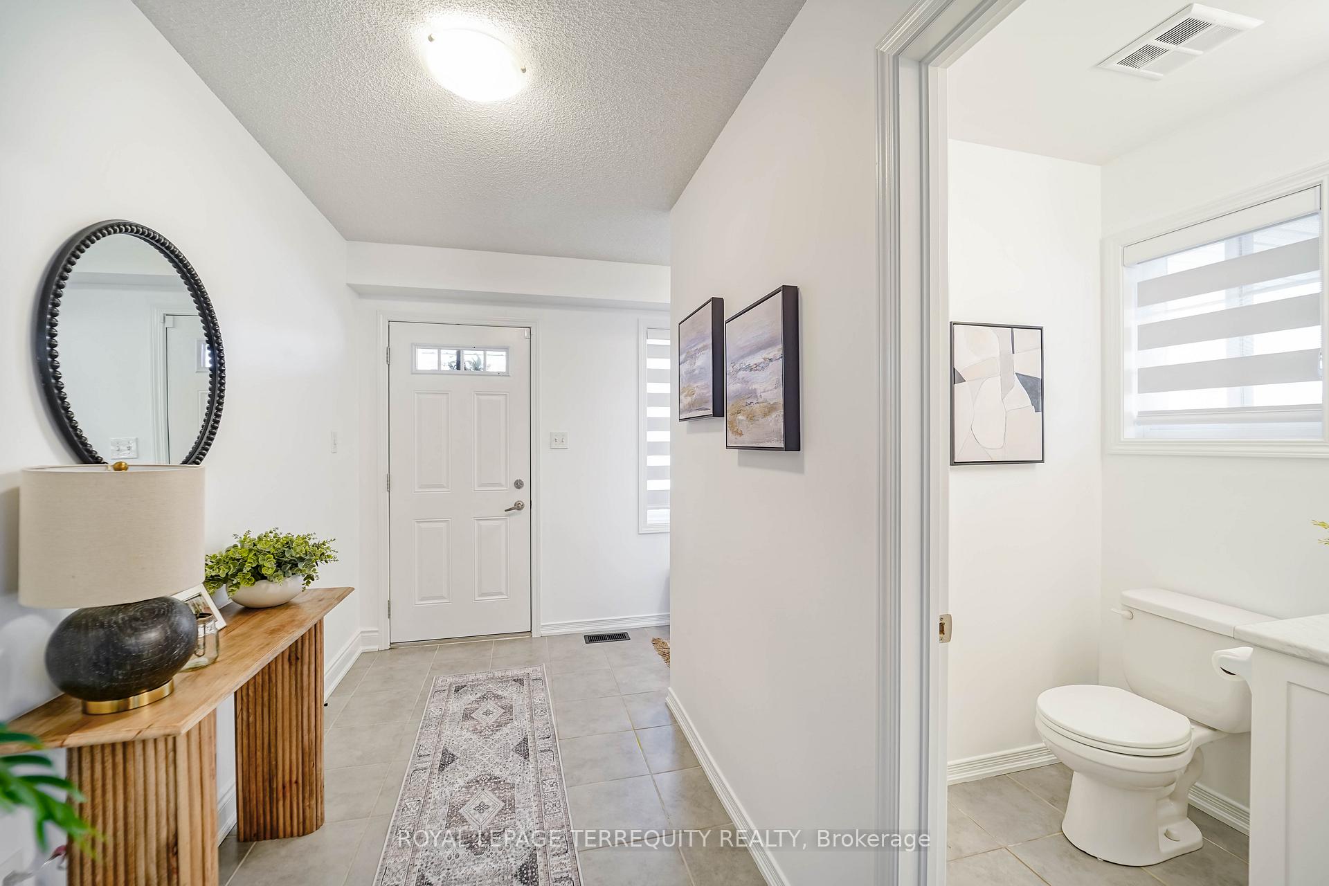 Photo 13 of 2251 Whitewood Crescent, Innisfil, Alcona — HOMEH