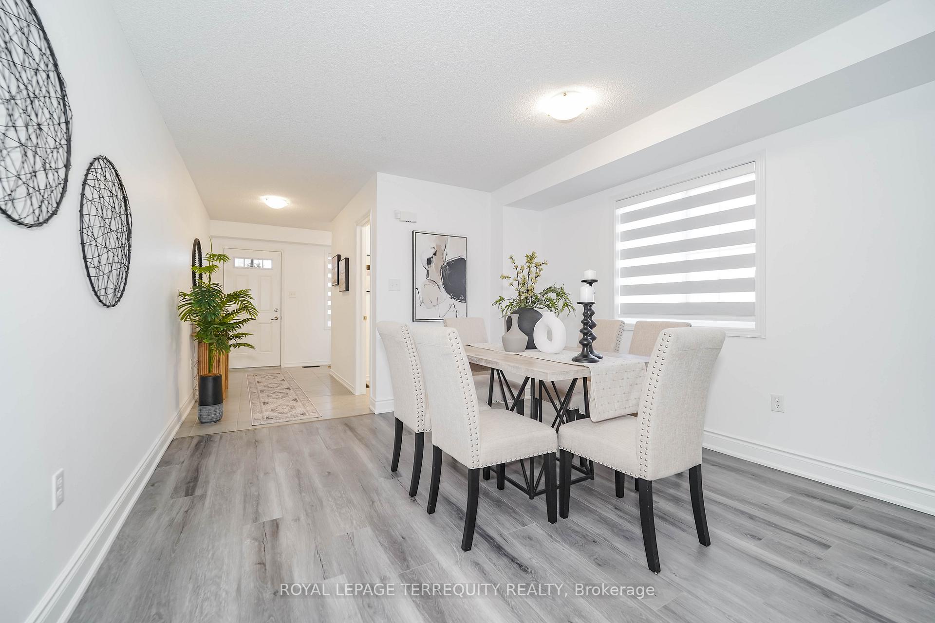 Photo 15 of 2251 Whitewood Crescent, Innisfil, Alcona — HOMEH
