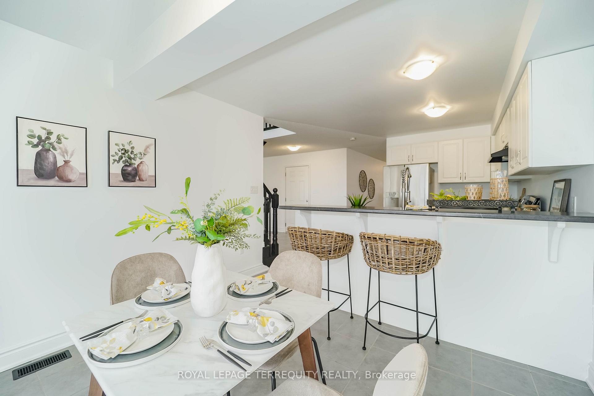 Photo 19 of 2251 Whitewood Crescent, Innisfil, Alcona — HOMEH