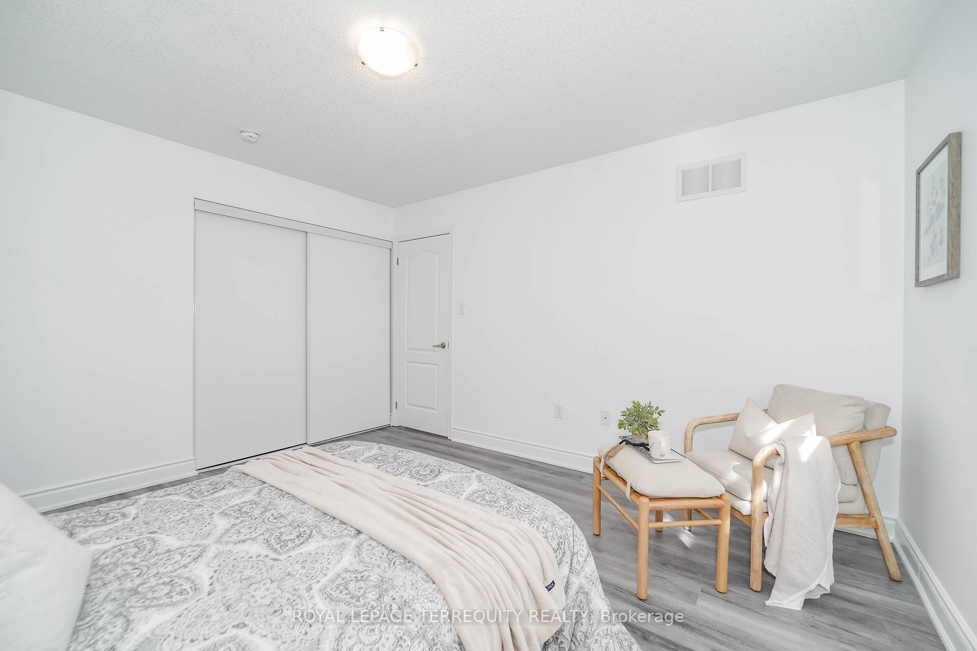 Photo 28 of 2251 Whitewood Crescent, Innisfil, Alcona — HOMEH