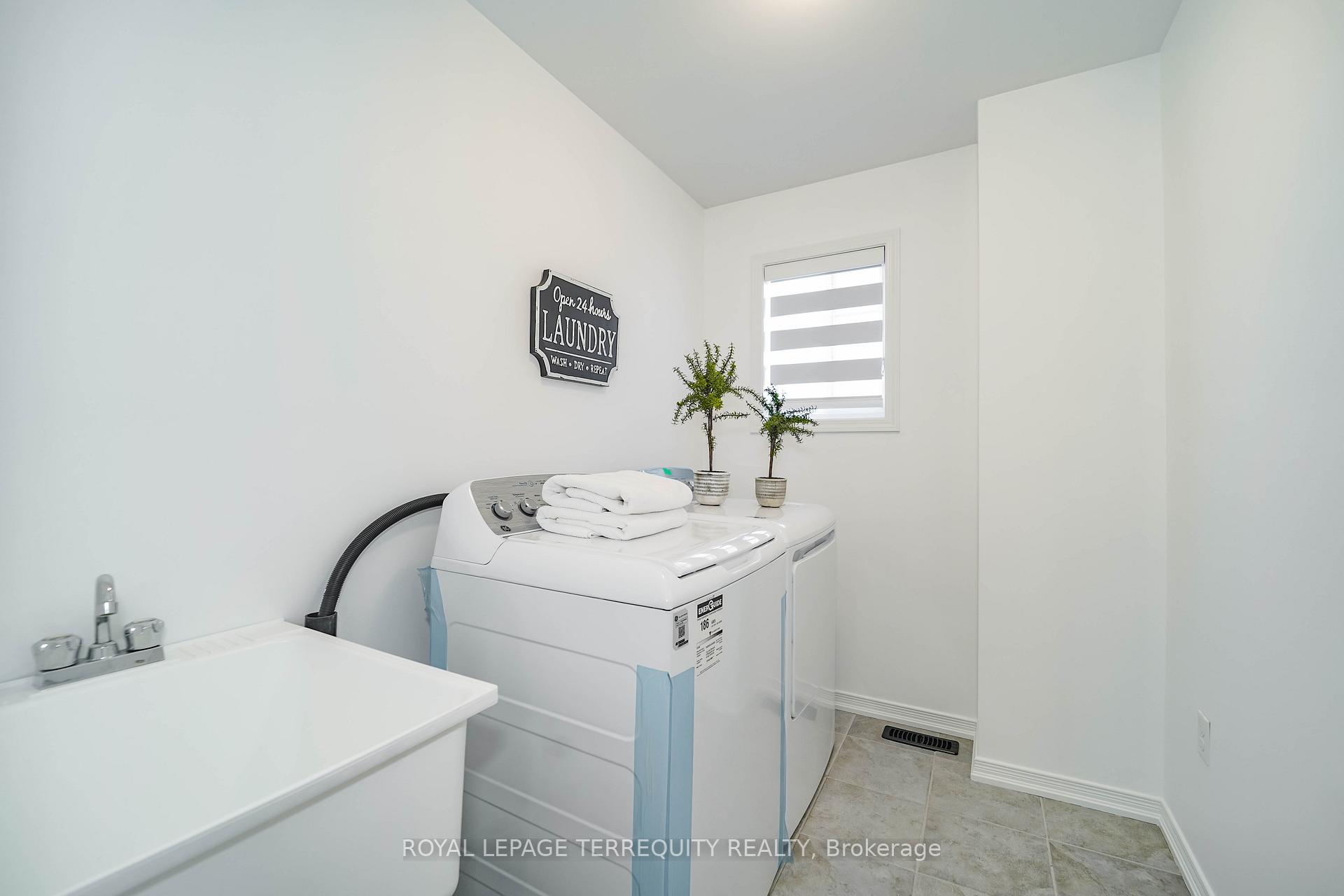 Photo 42 of 2251 Whitewood Crescent, Innisfil, Alcona — HOMEH