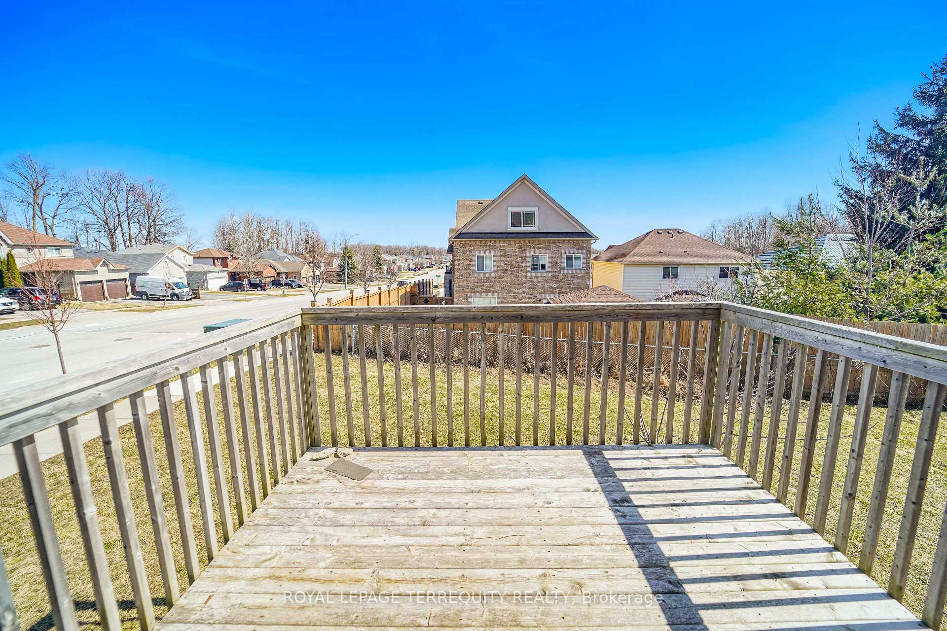 Photo 45 of 2251 Whitewood Crescent, Innisfil, Alcona — HOMEH