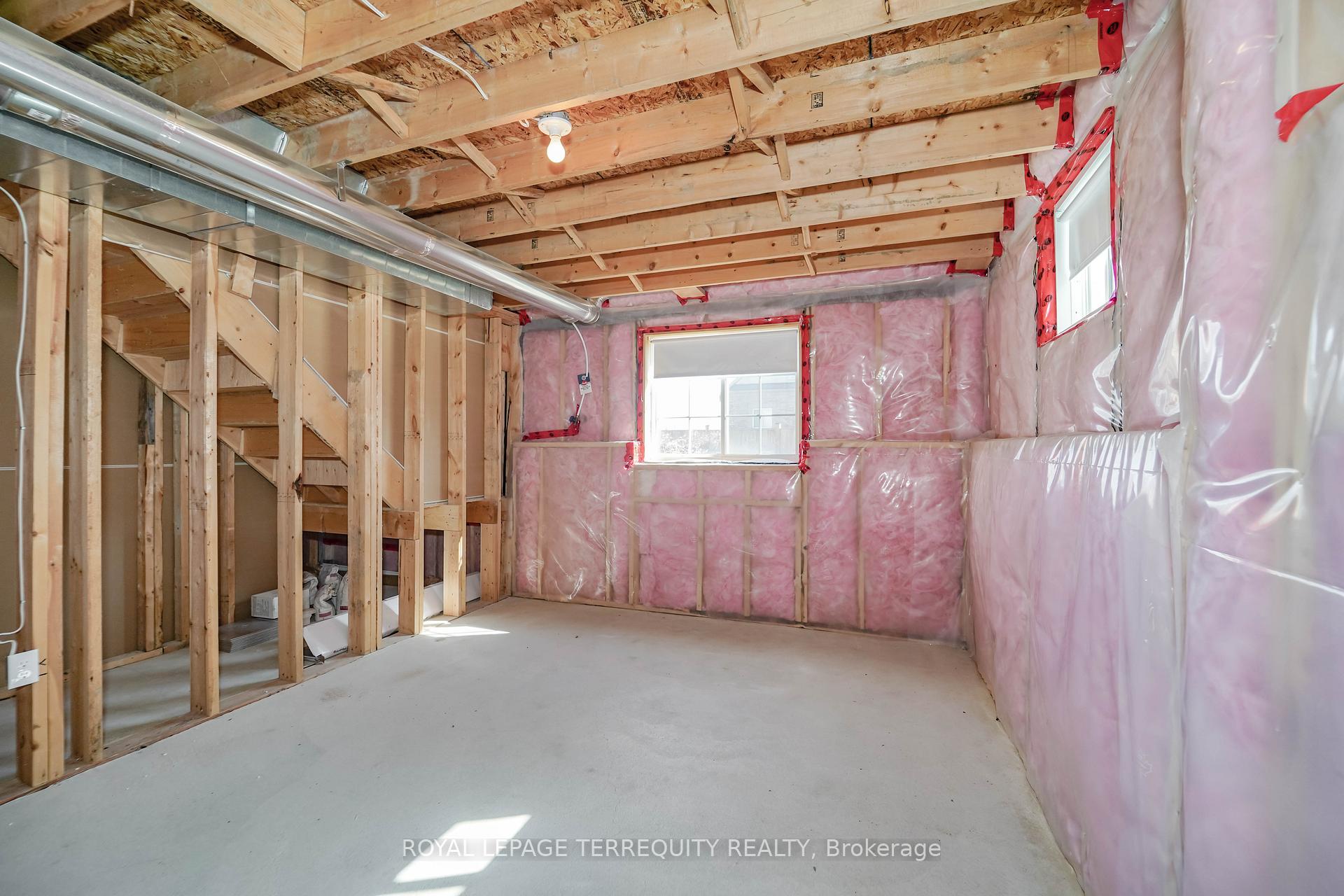 Photo 46 of 2251 Whitewood Crescent, Innisfil, Alcona — HOMEH