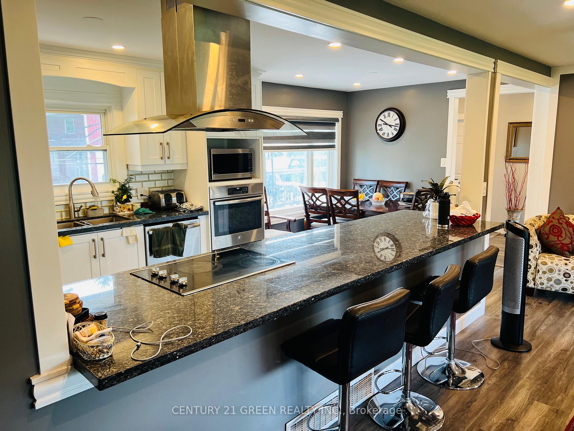 Photo 2 of Unit Upper Level, 13409 Hwy 7, Halton Hills, Rural Halton Hills — HOMEH