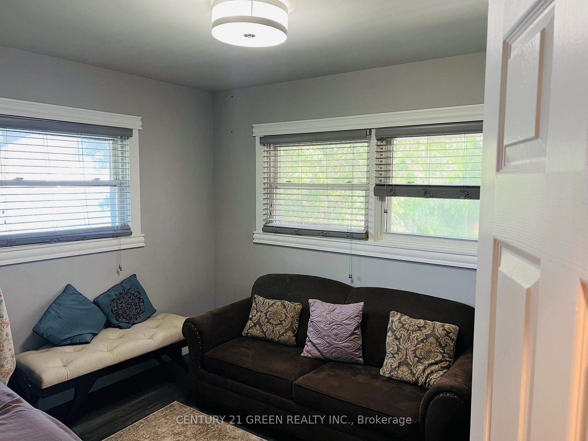 Photo 4 of Unit Upper Level, 13409 Hwy 7, Halton Hills, Rural Halton Hills — HOMEH