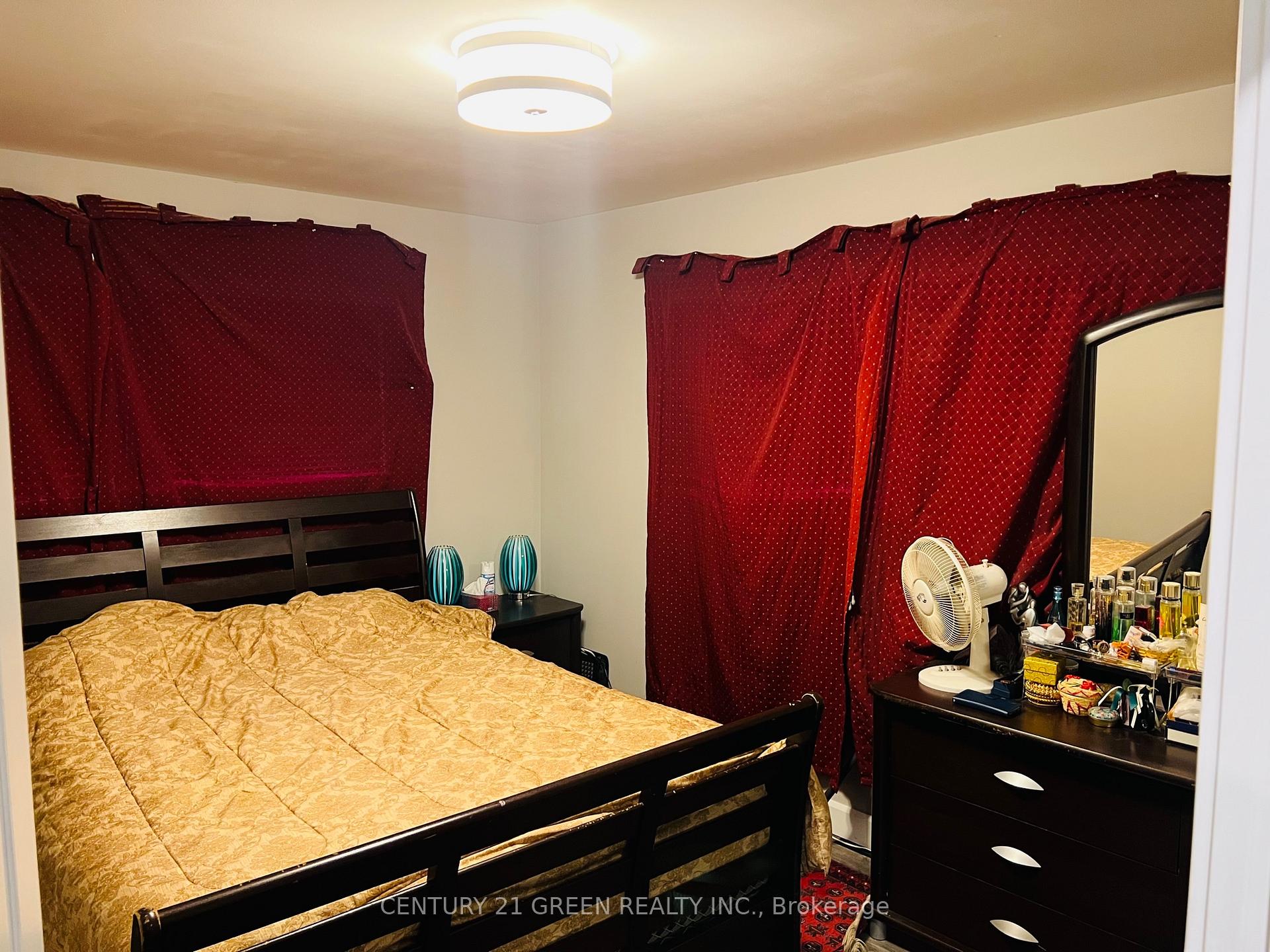 Photo 5 of Unit Upper Level, 13409 Hwy 7, Halton Hills, Rural Halton Hills — HOMEH