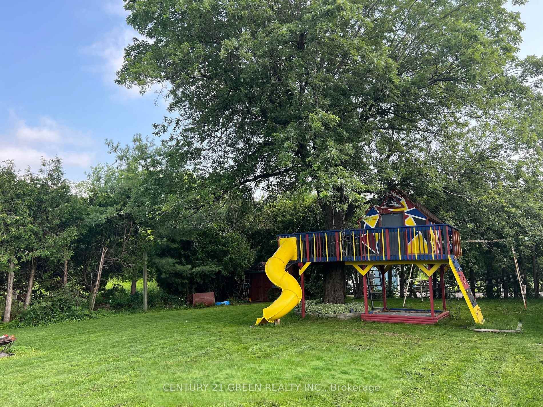 Photo 7 of Unit Upper Level, 13409 Hwy 7, Halton Hills, Rural Halton Hills — HOMEH