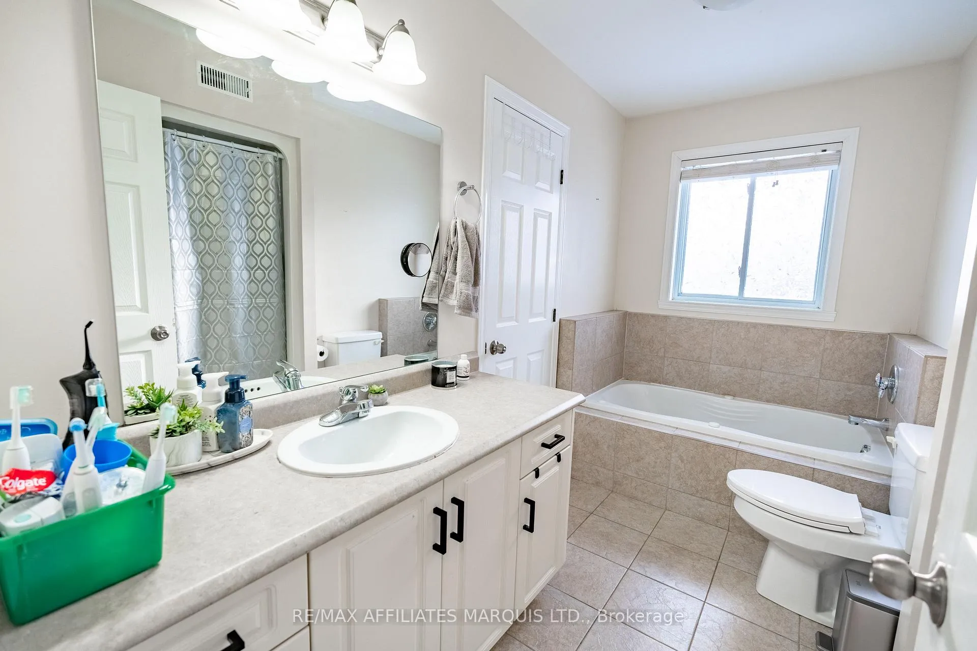 Photo 16 of 1777 Cumberland Street, Cornwall — HOMEH