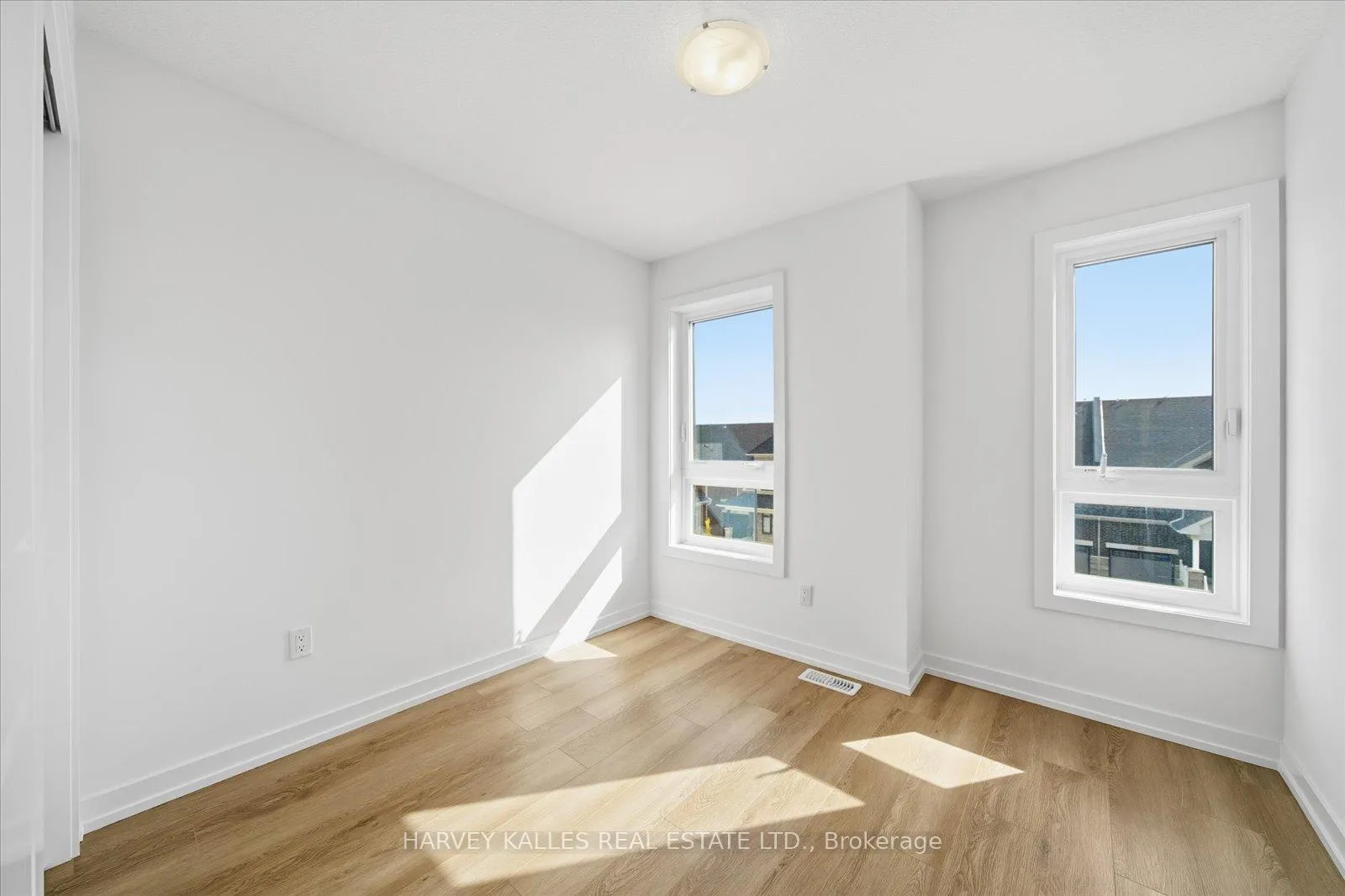 Photo 13 of Unit 47, 61 Great Falls Boulevard, Hamilton, Waterdown — HOMEH