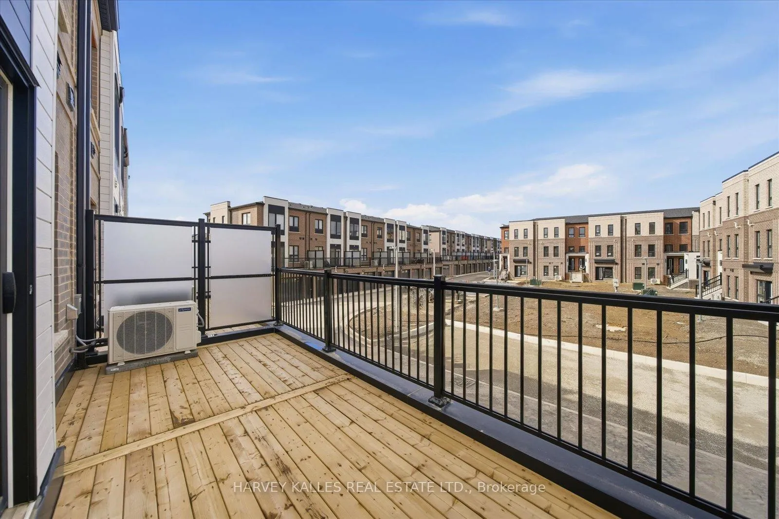 Photo 17 of Unit 47, 61 Great Falls Boulevard, Hamilton, Waterdown — HOMEH