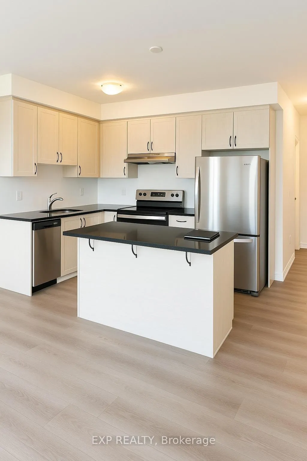 Photo 2 of 200 Stamson Street, Kitchener — HOMEH