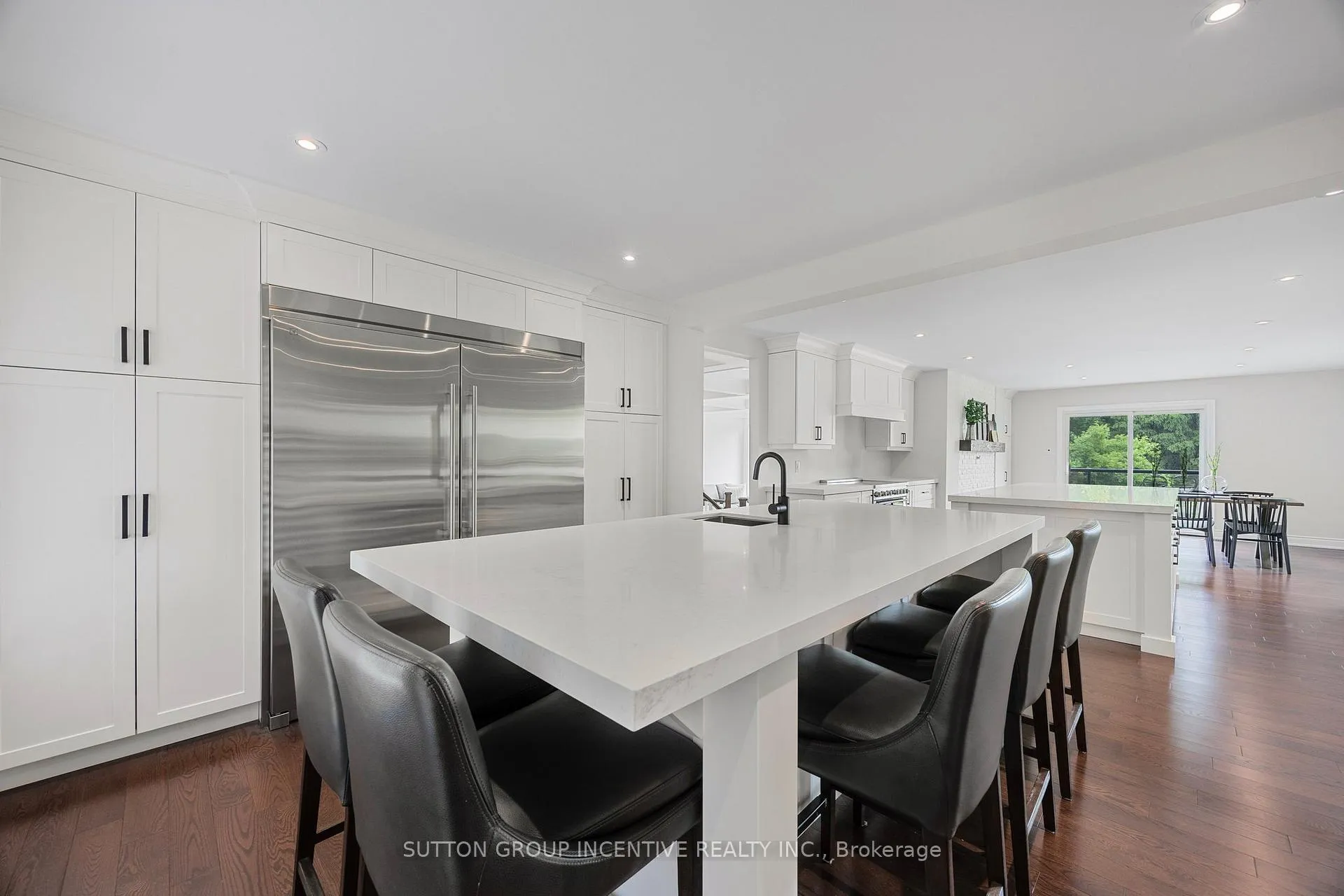 Photo 20 of 214 Hickory Lane, Barrie, Bayshore — HOMEH