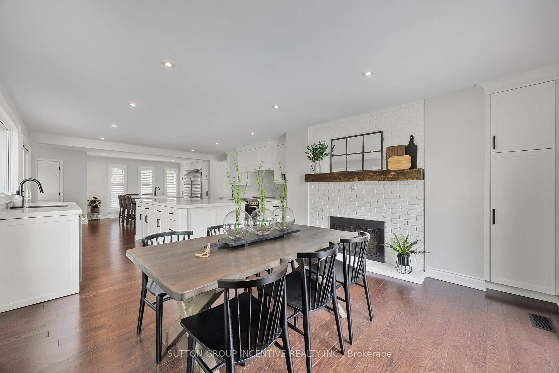 Photo 22 of 214 Hickory Lane, Barrie, Bayshore — HOMEH