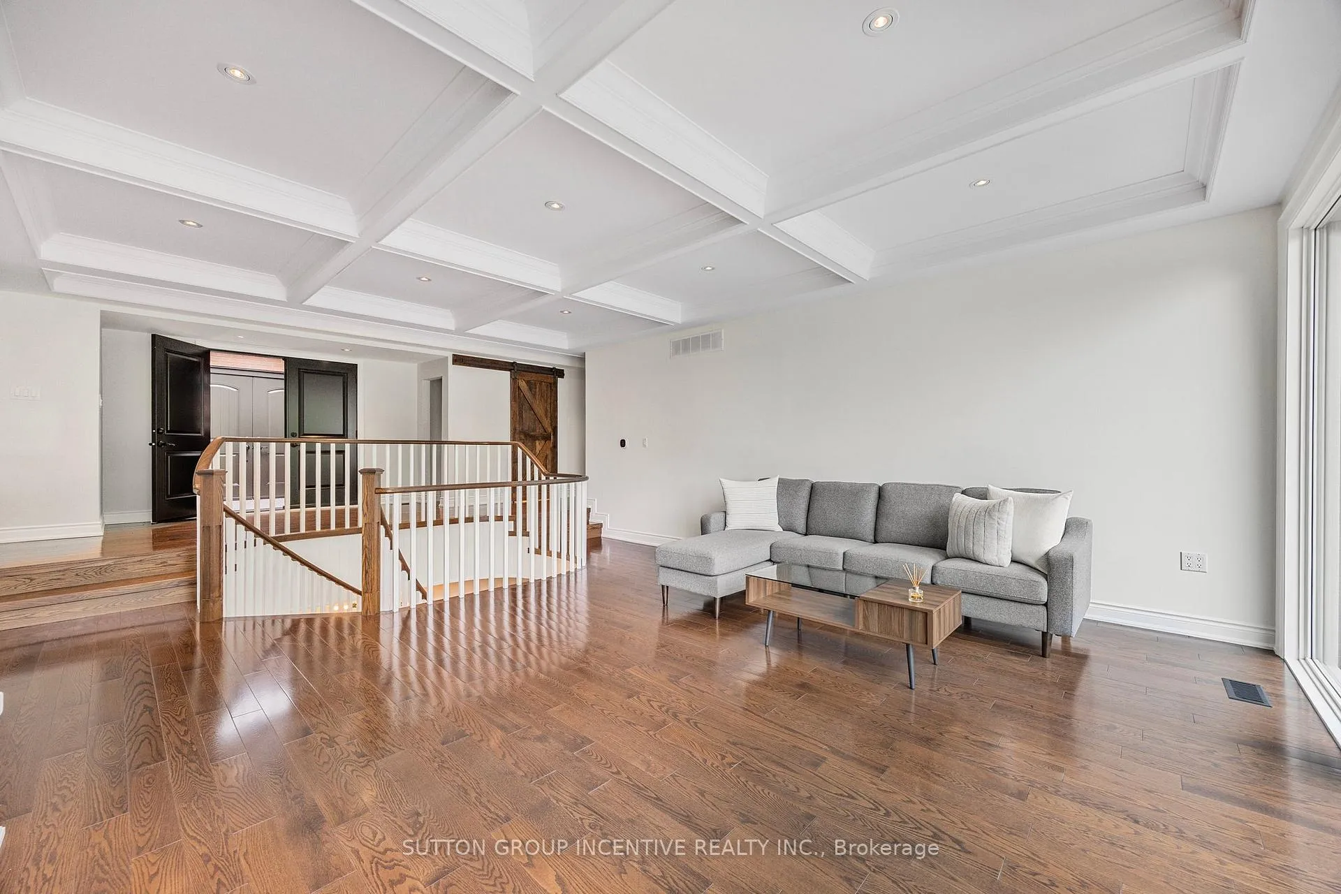 Photo 27 of 214 Hickory Lane, Barrie, Bayshore — HOMEH