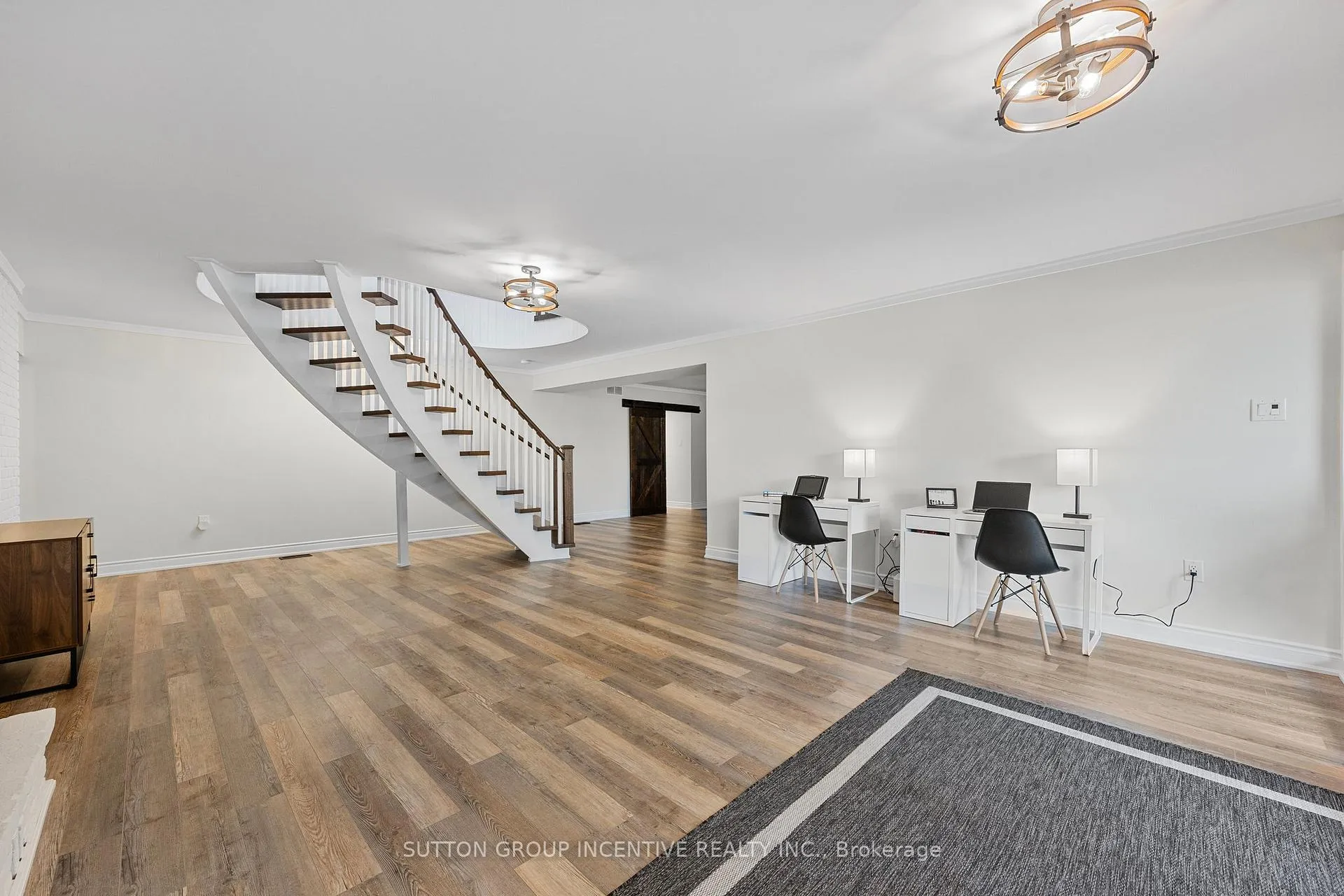 Photo 35 of 214 Hickory Lane, Barrie, Bayshore — HOMEH