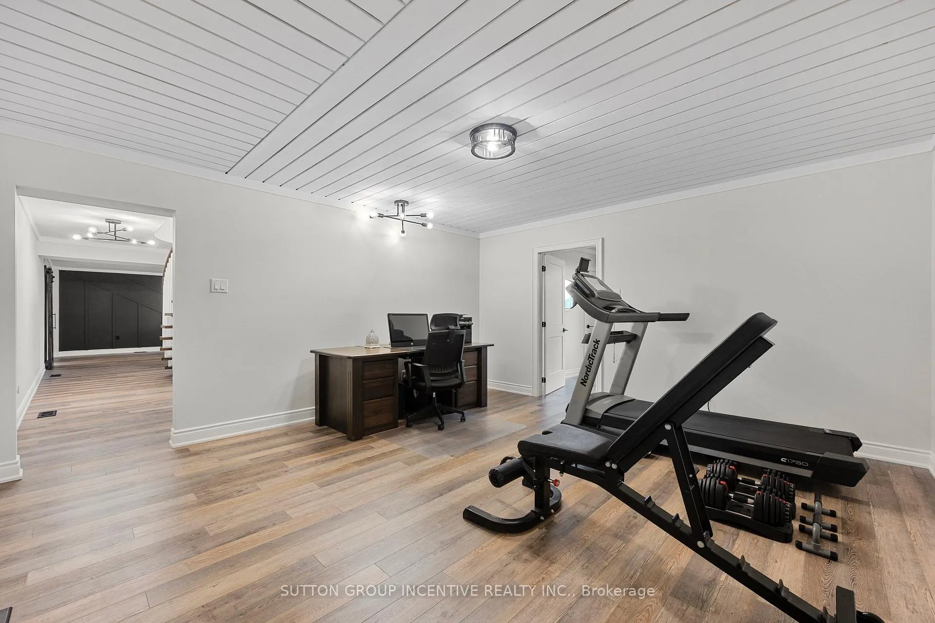 Photo 41 of 214 Hickory Lane, Barrie, Bayshore — HOMEH