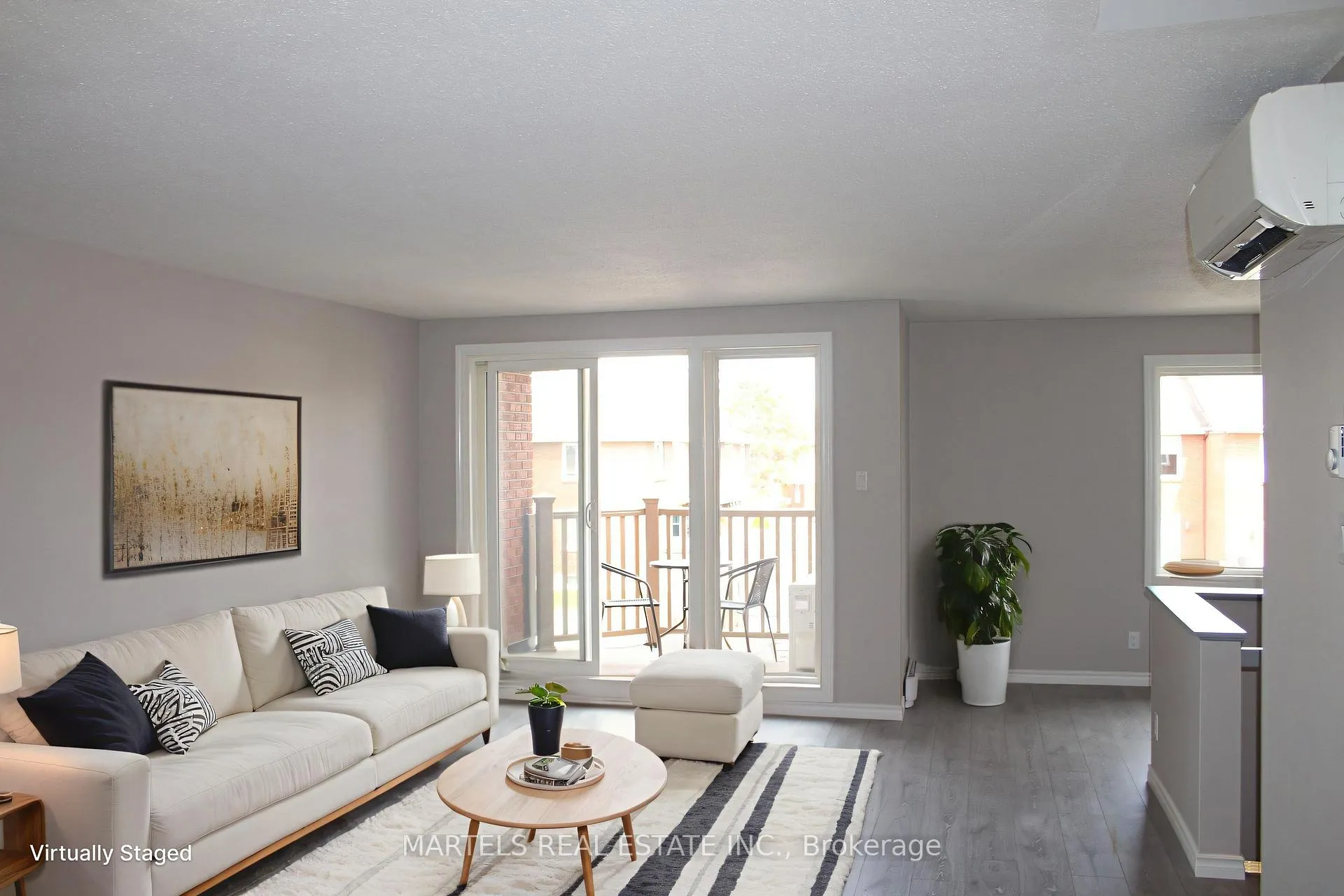 Photo 3 of Unit 203, 1768 Marsala Crescent, Ottawa, Fallingbrook/Pineridge — HOMEH