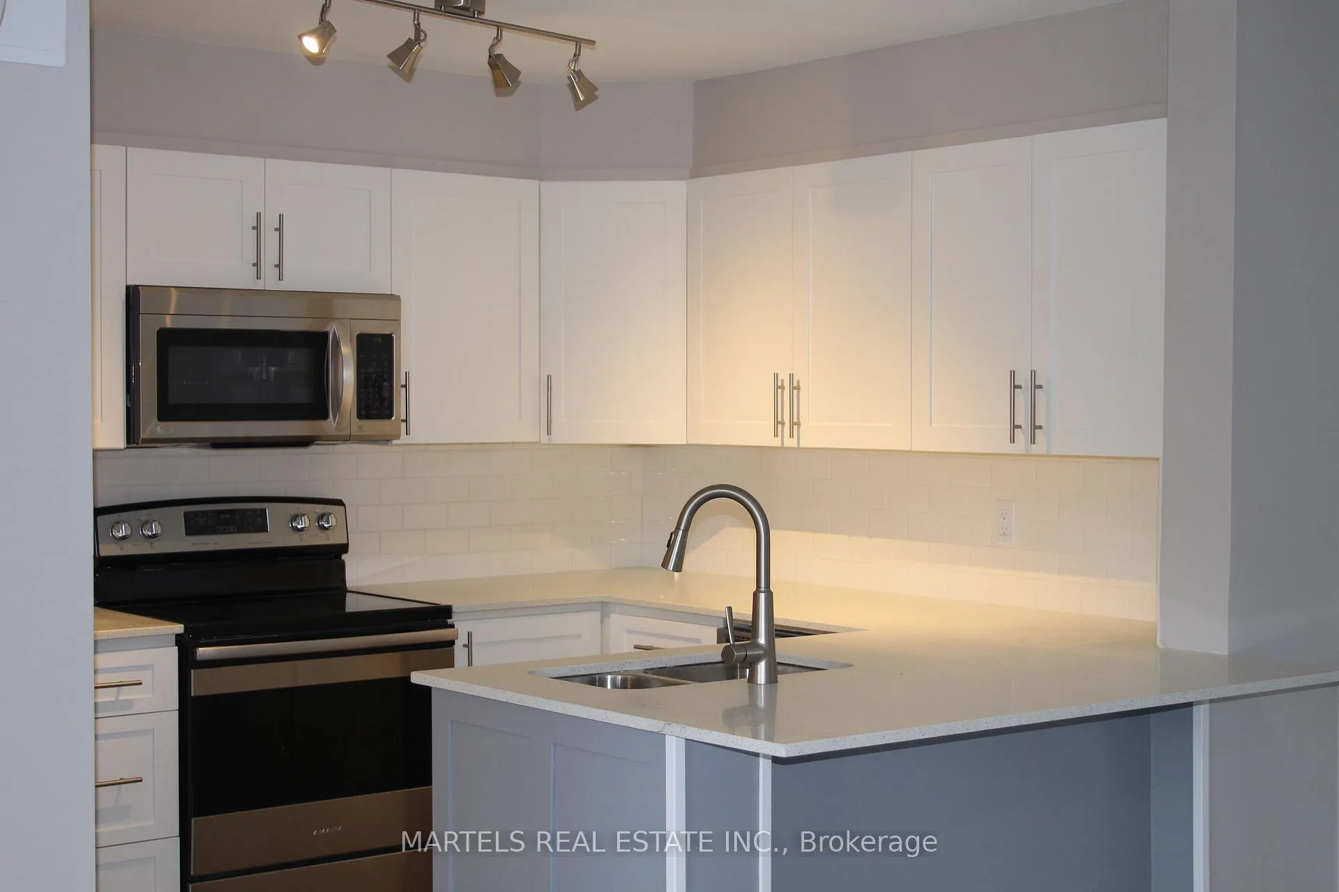 Photo 11 of Unit 203, 1768 Marsala Crescent, Ottawa, Fallingbrook/Pineridge — HOMEH