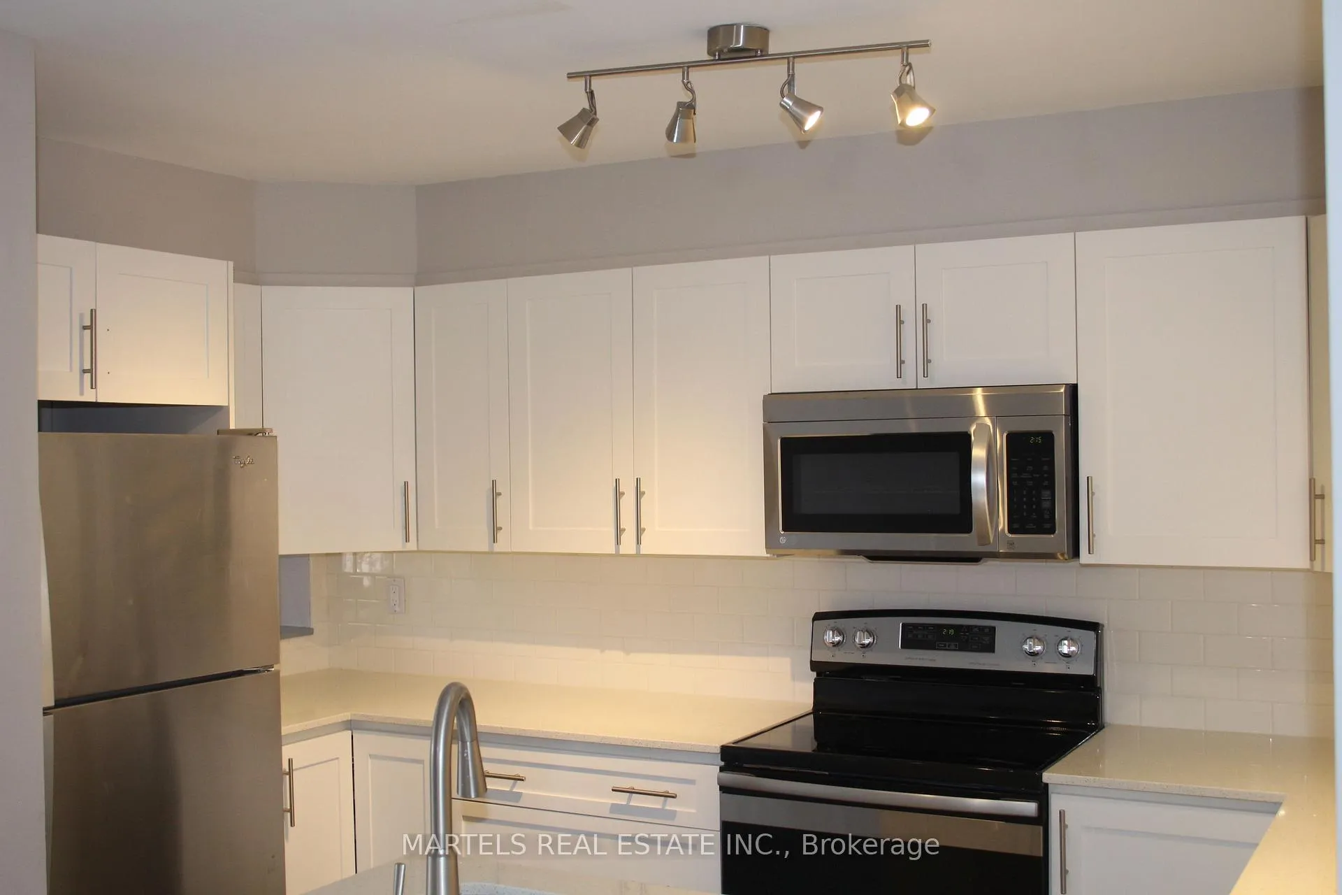 Photo 14 of Unit 203, 1768 Marsala Crescent, Ottawa, Fallingbrook/Pineridge — HOMEH