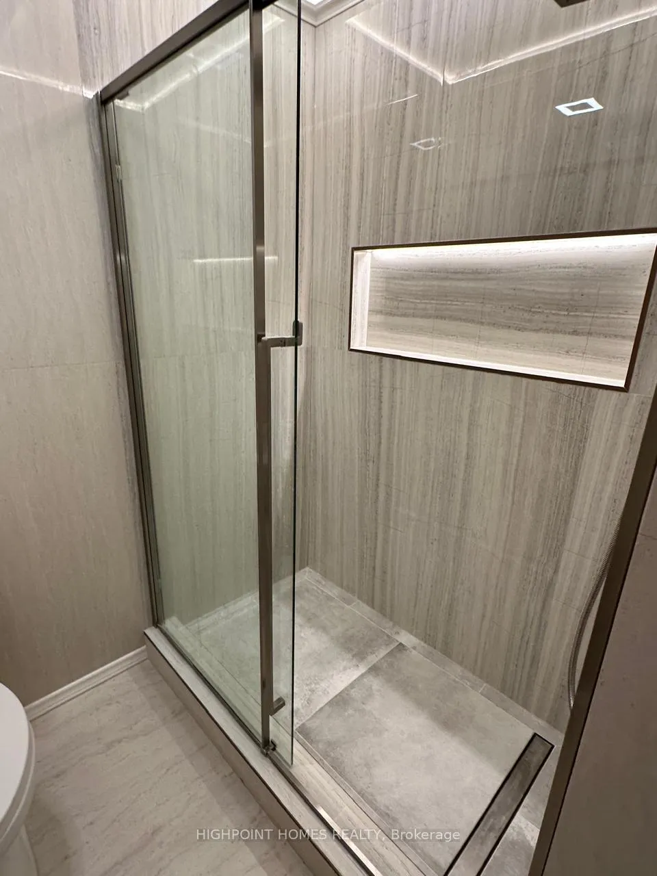 Photo 23 of Unit Room 3, 770 Brandenburg Boulevard, Waterloo, Upper Beechwood — HOMEH