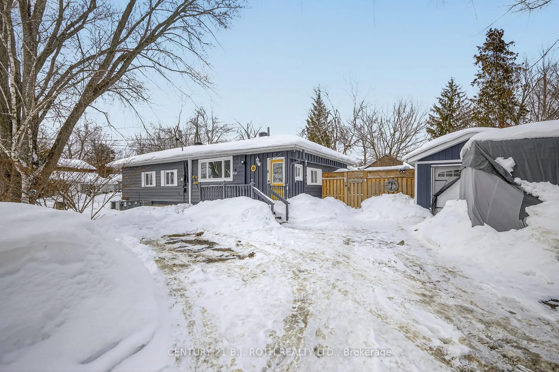 Photo 1 of 860 Adams Road, Innisfil, Alcona — HOMEH