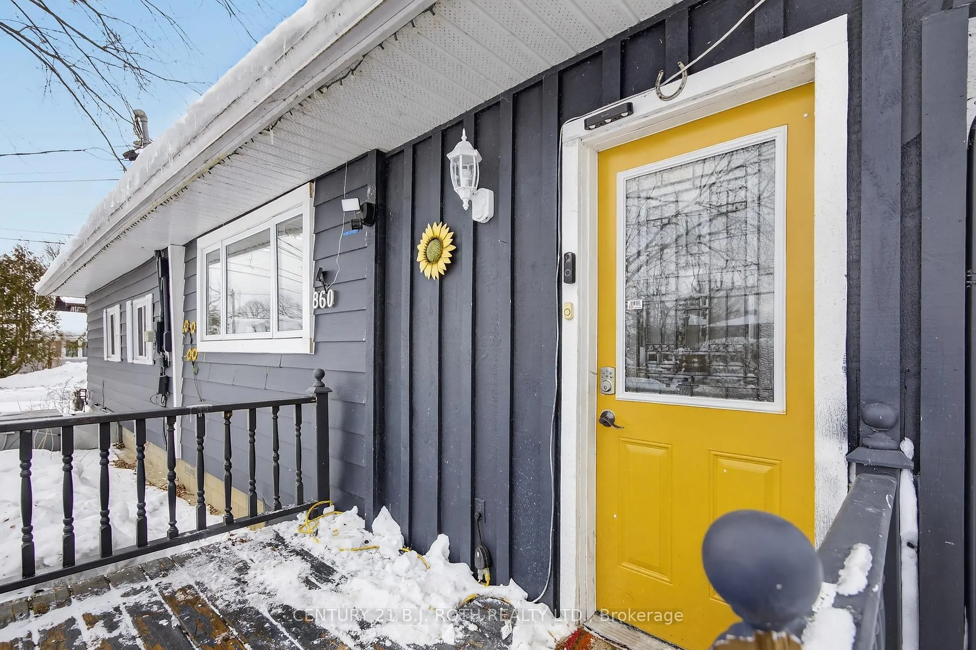 Photo 3 of 860 Adams Road, Innisfil, Alcona — HOMEH