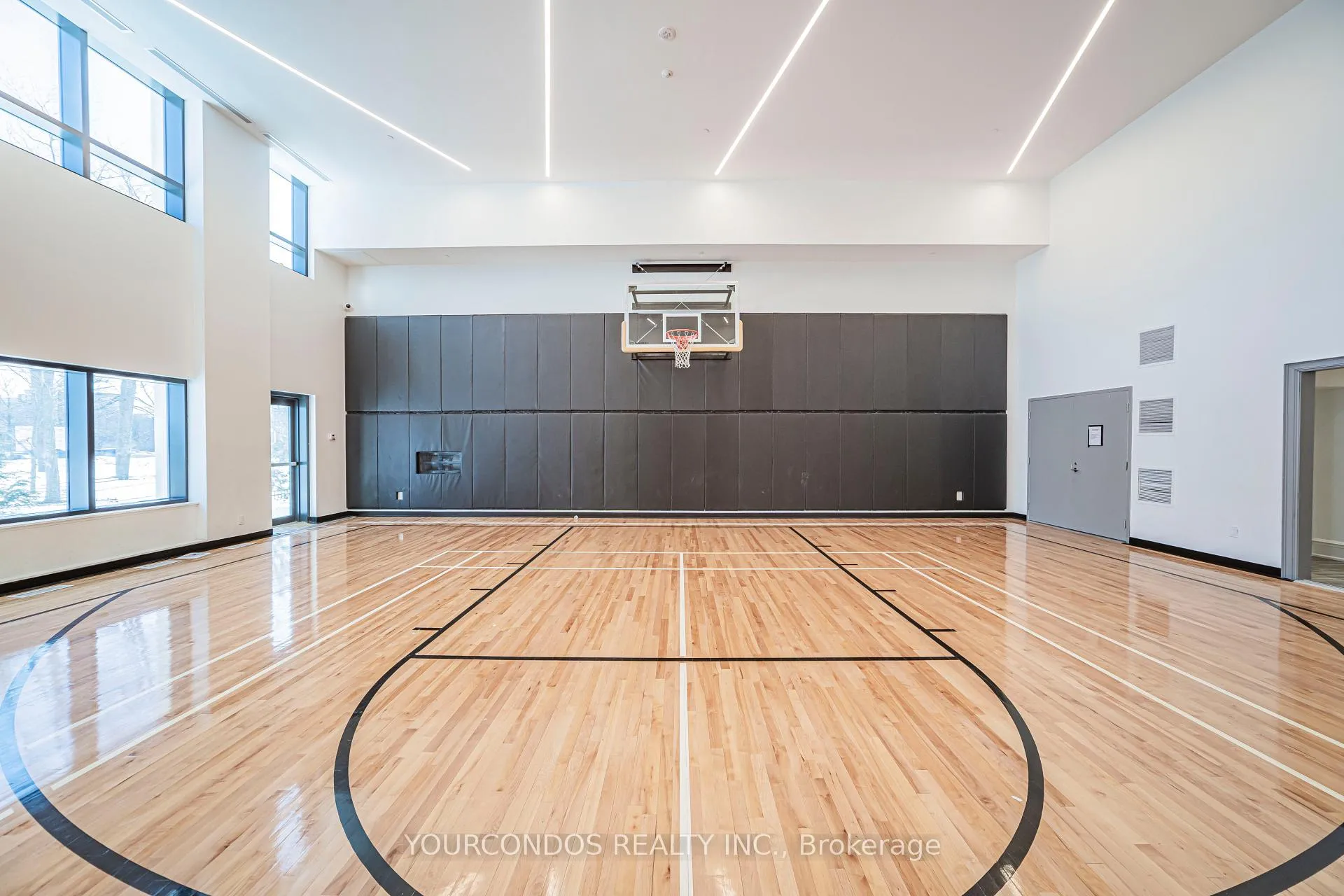 Photo 8 of Unit 612, 8 Cedarland Drive, Markham, Unionville — HOMEH