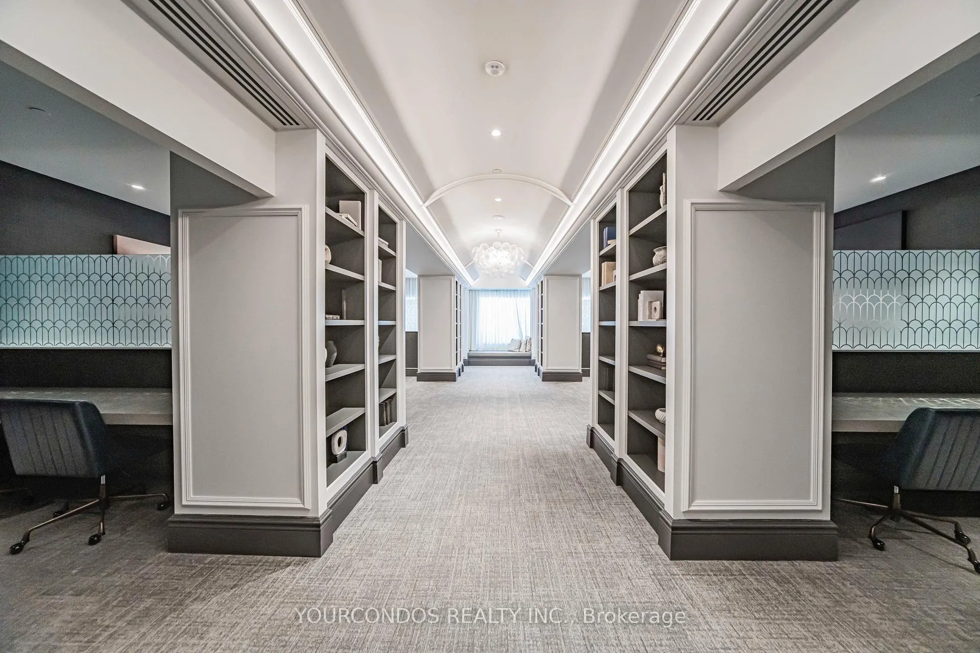Photo 10 of Unit 612, 8 Cedarland Drive, Markham, Unionville — HOMEH