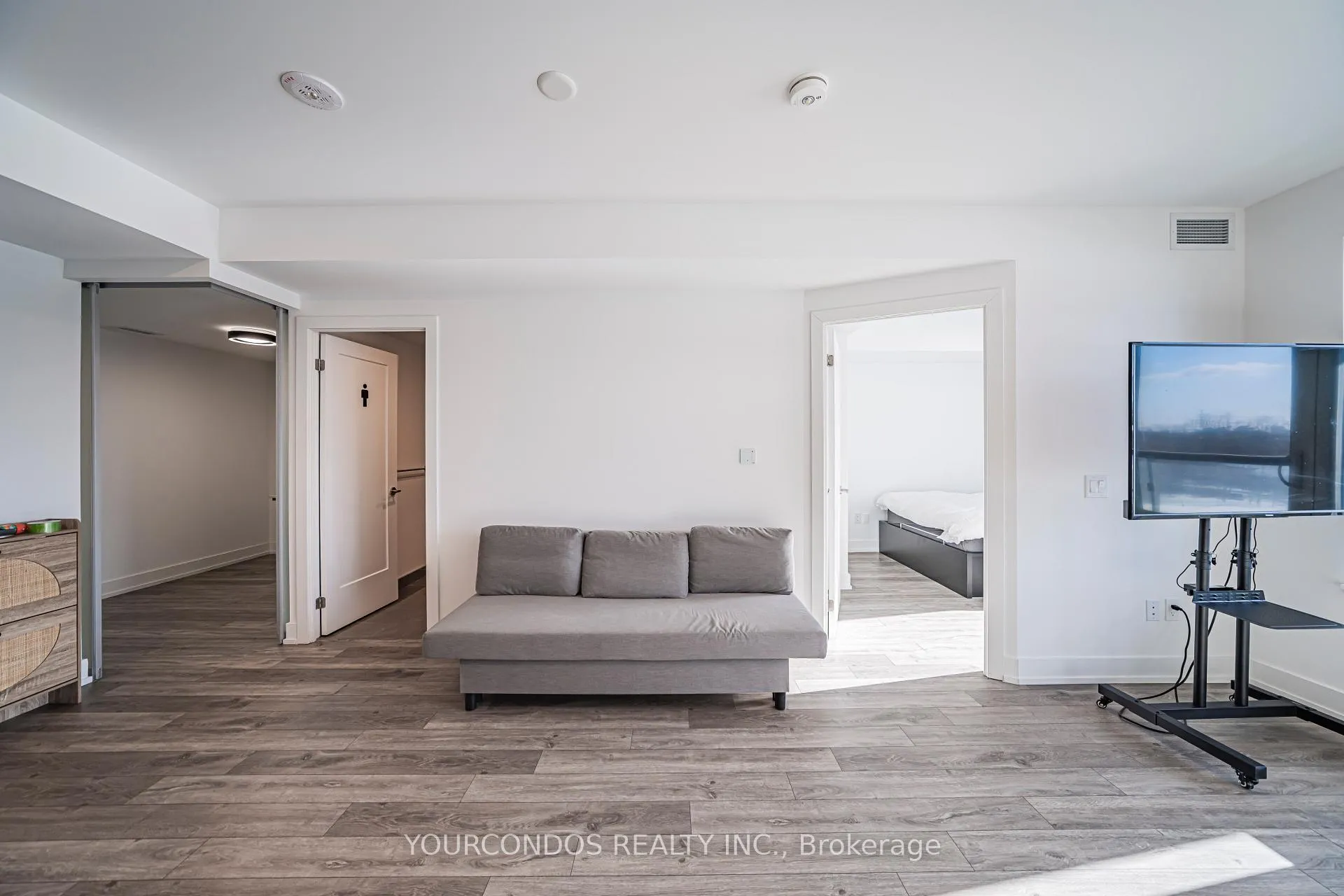 Photo 26 of Unit 612, 8 Cedarland Drive, Markham, Unionville — HOMEH