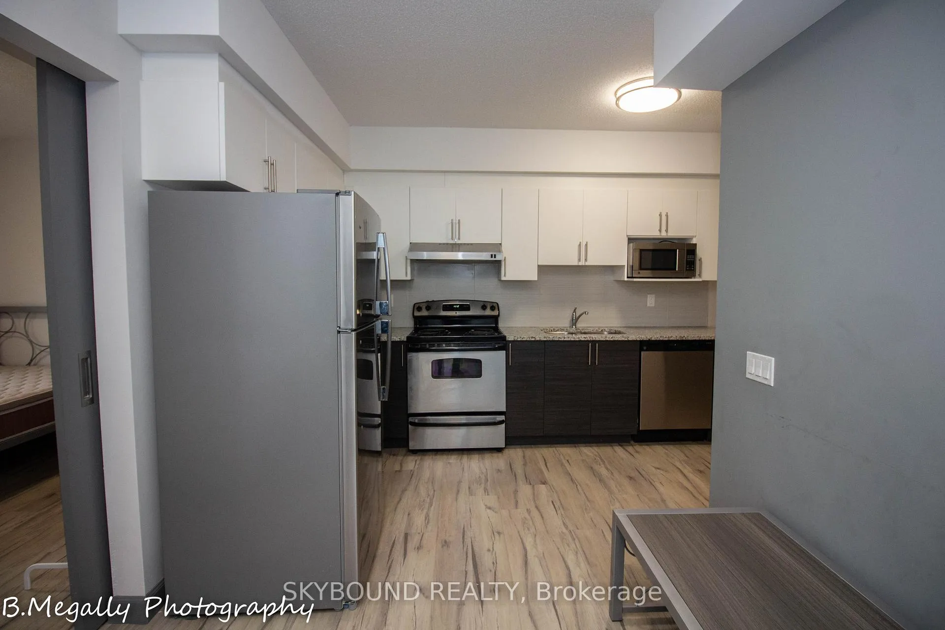 Photo 3 of Unit 2312, 258B Sunview Street, Waterloo, Beechwood/University — HOMEH